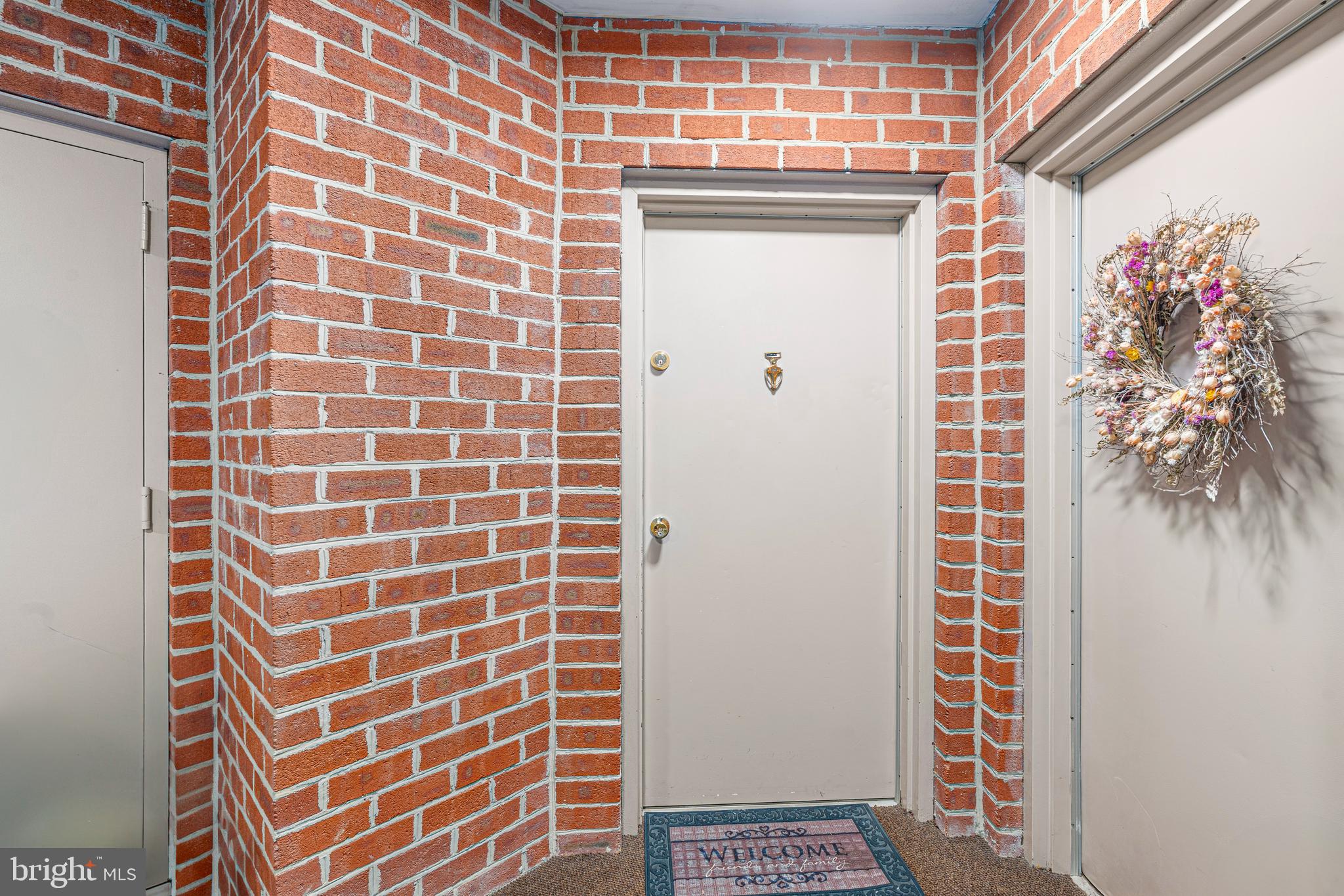 19 JULIET LANE 103