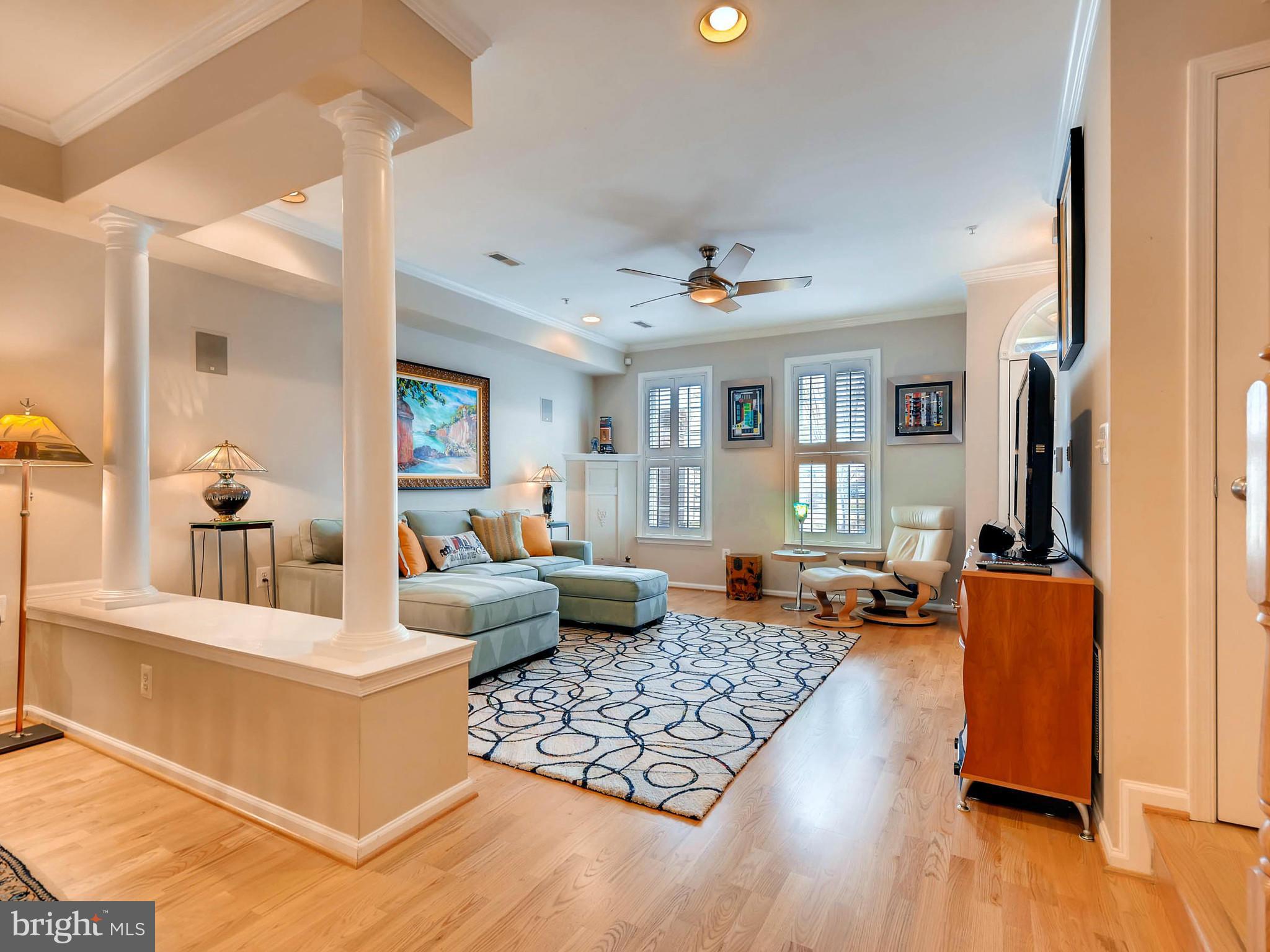 LOCUST POINT - Residential