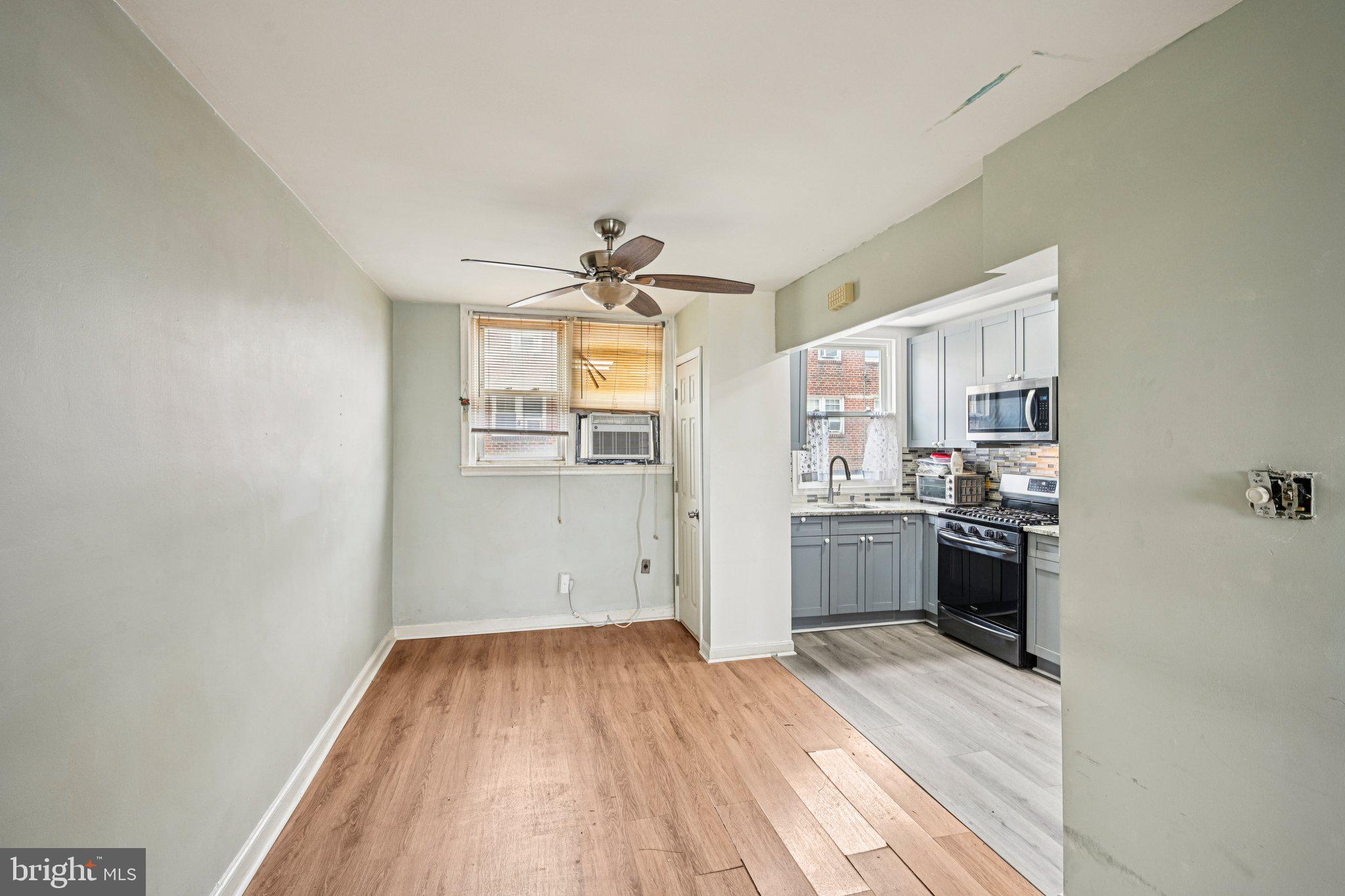 OXFORD CIRCLE - Residential