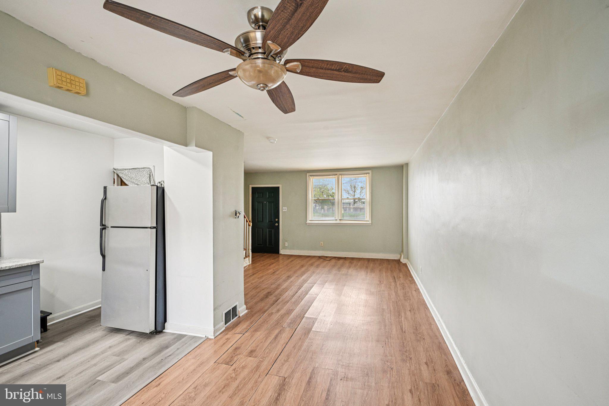 OXFORD CIRCLE - Residential