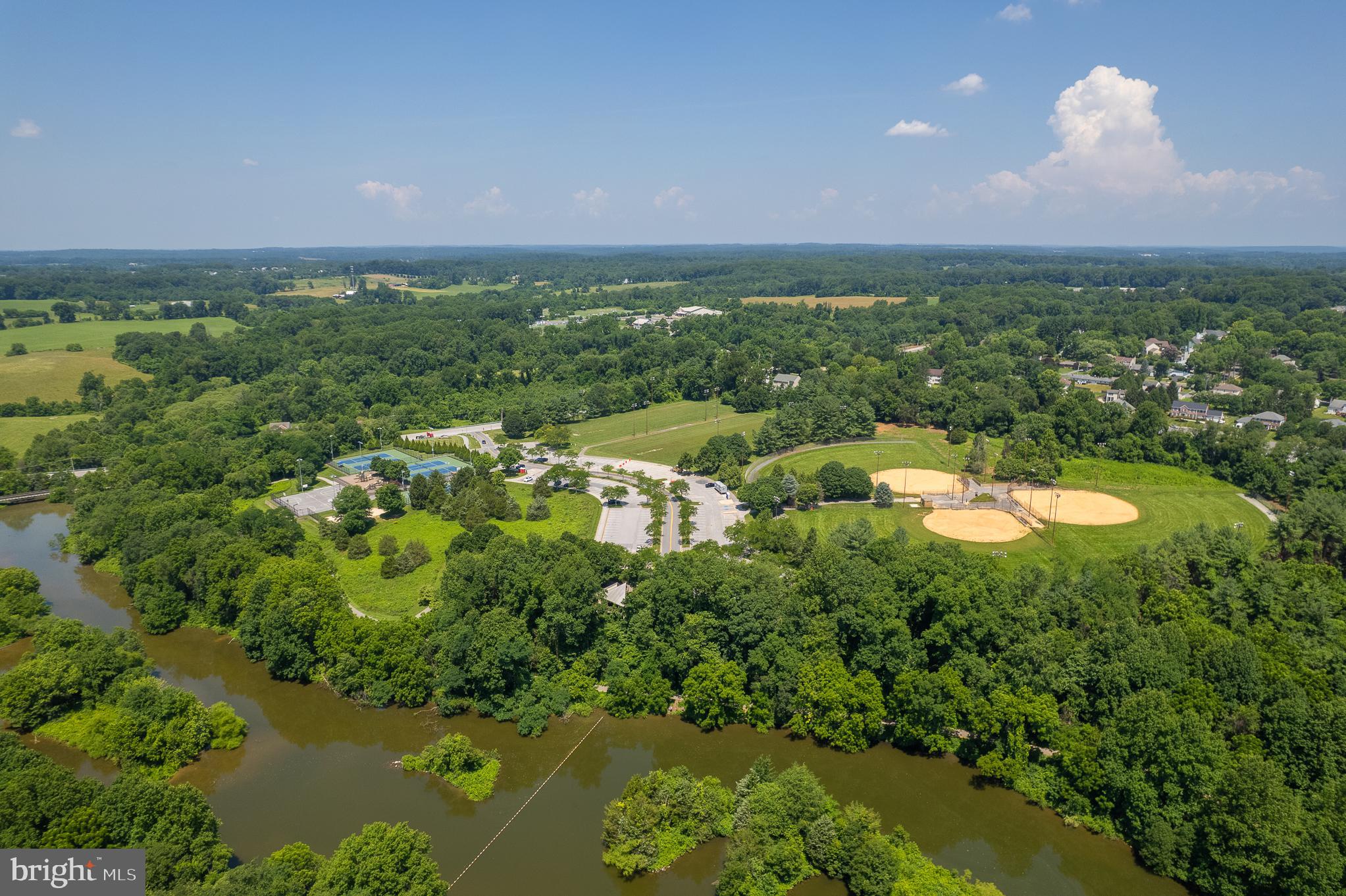CHATEAU VALLEY - Residential