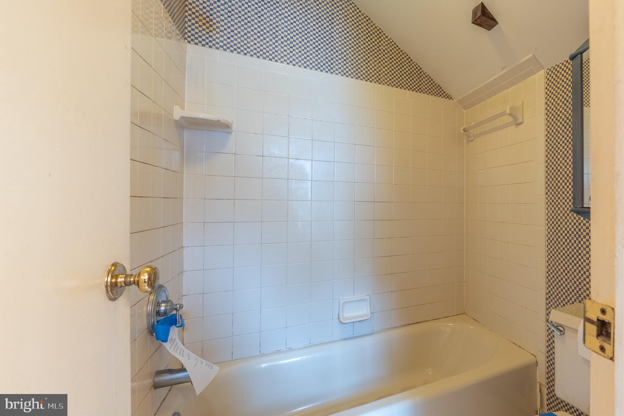 CHATEAU VALLEY - Residential