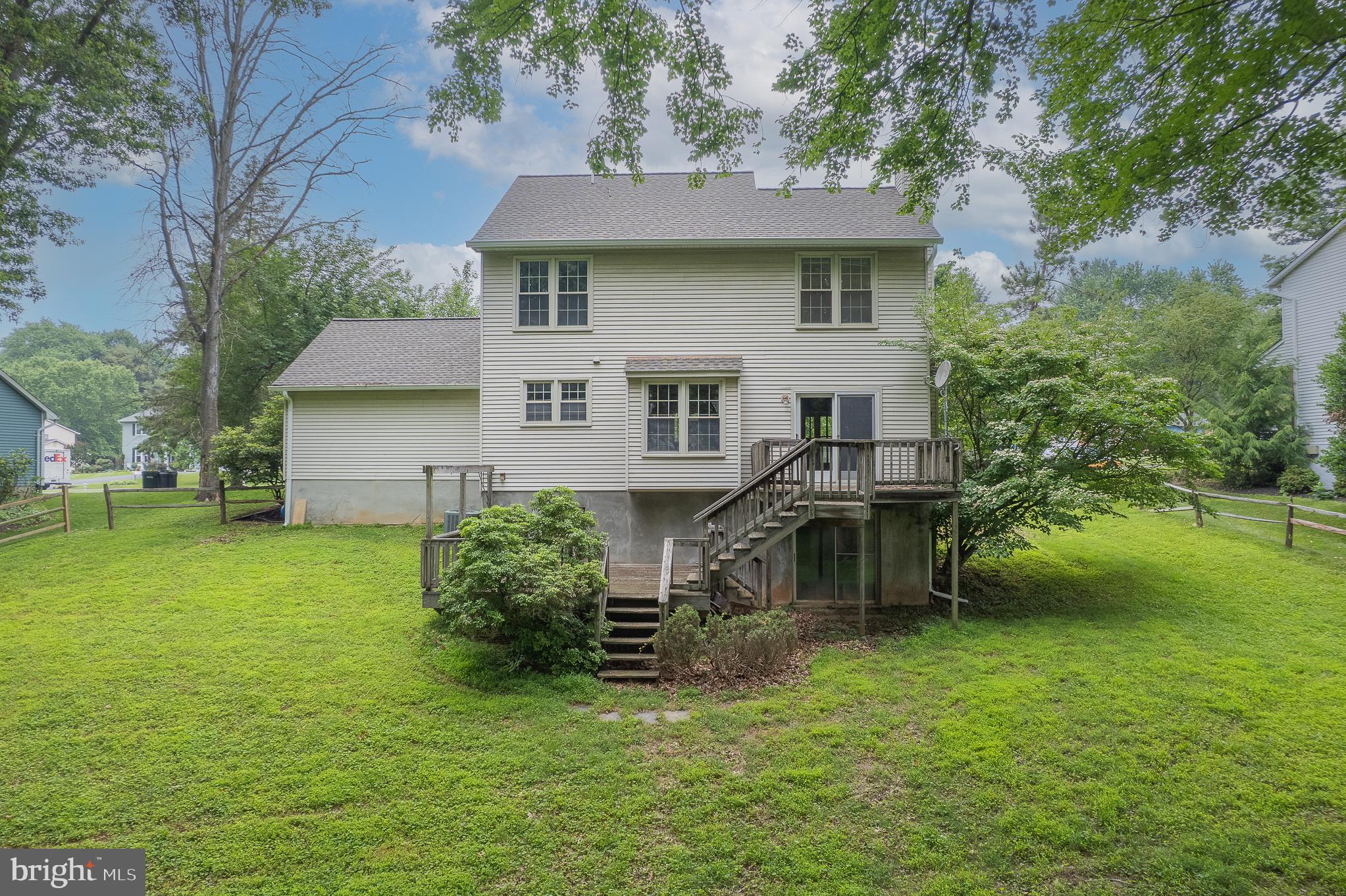 CHATEAU VALLEY - Residential