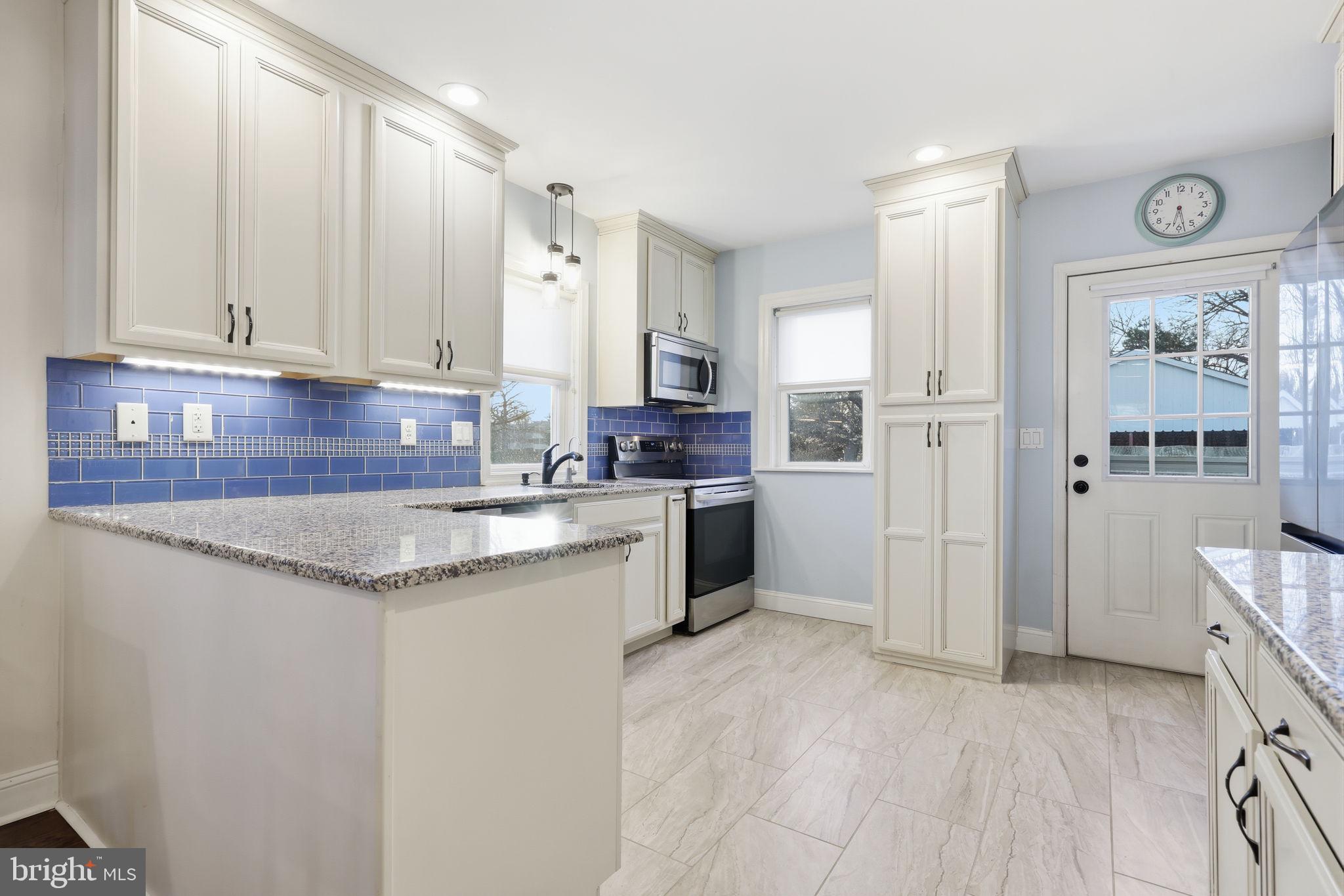 FAIROAKS - Residential