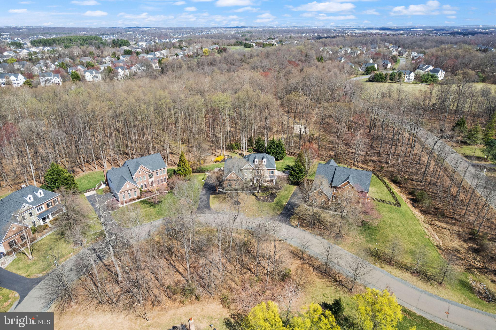 LENAH RUN - Residential