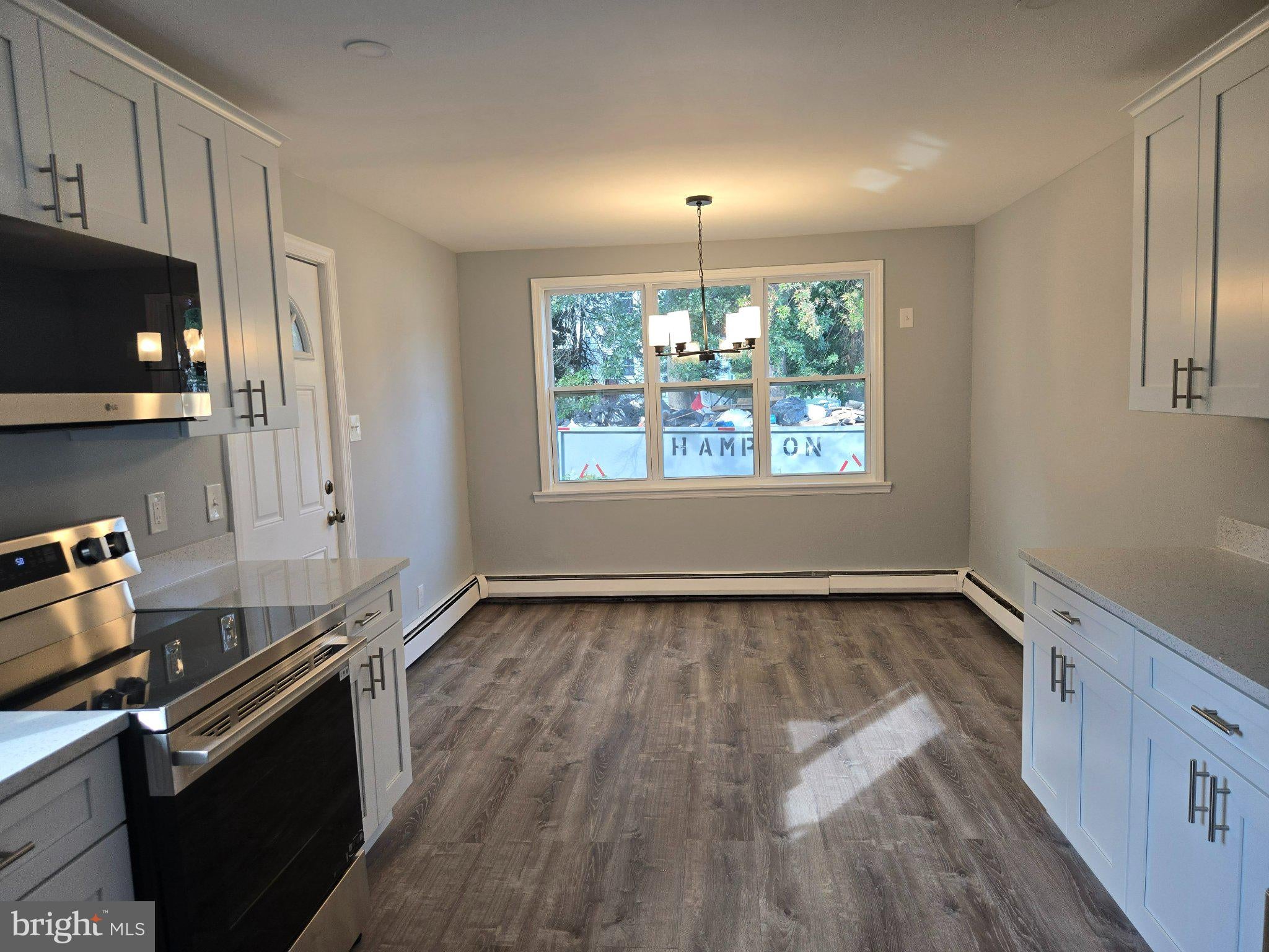 14 HILLMAN AVENUE