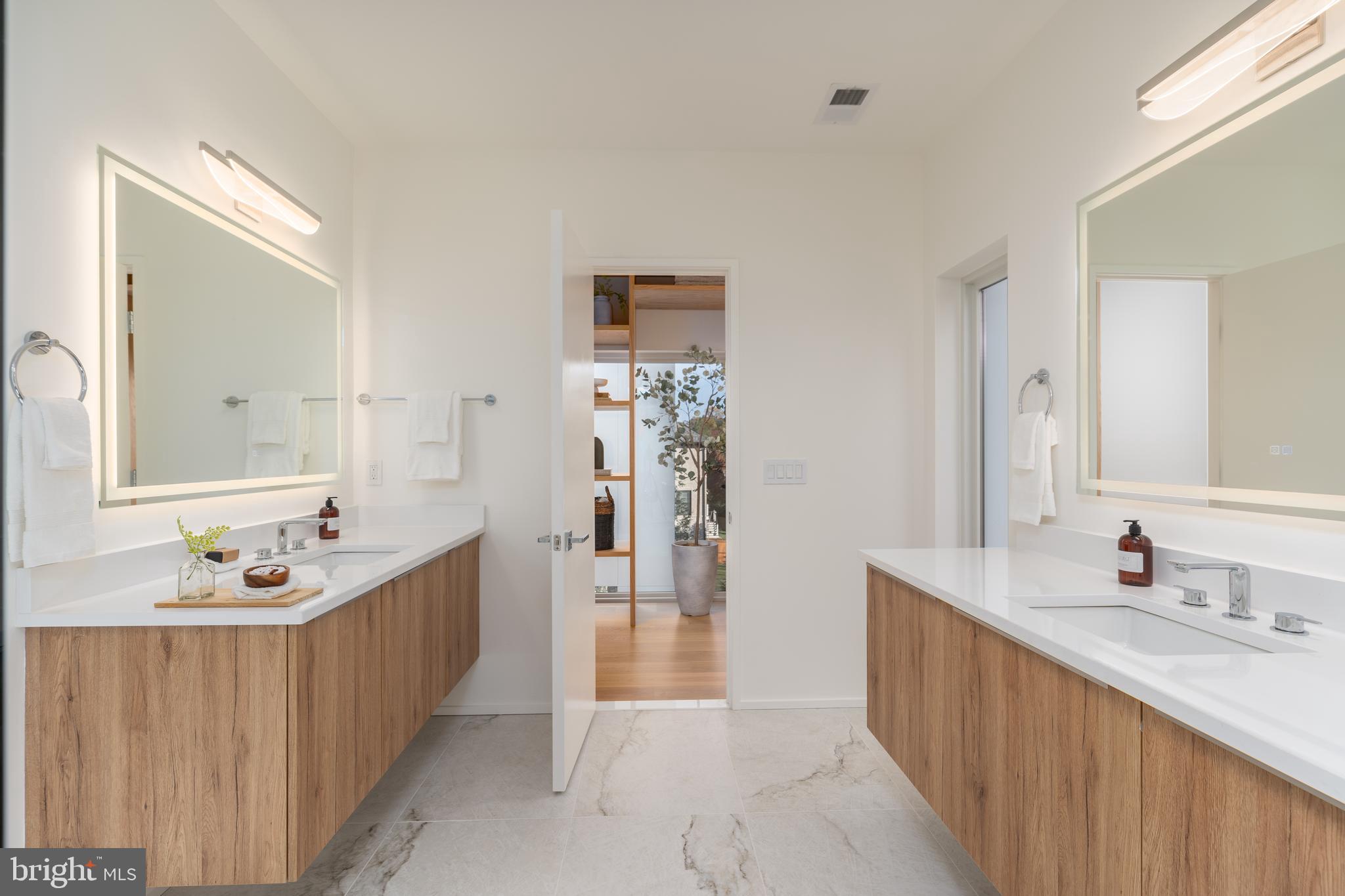 BROYHILL LANGLEY ESTATES - Residential