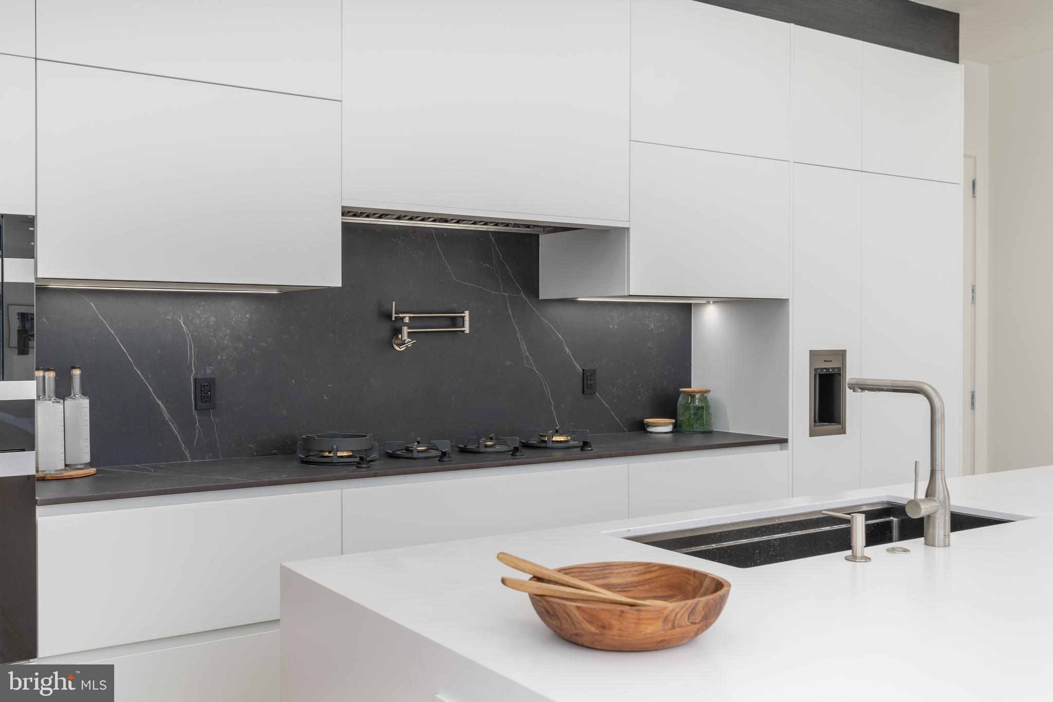 BROYHILL LANGLEY ESTATES - Residential