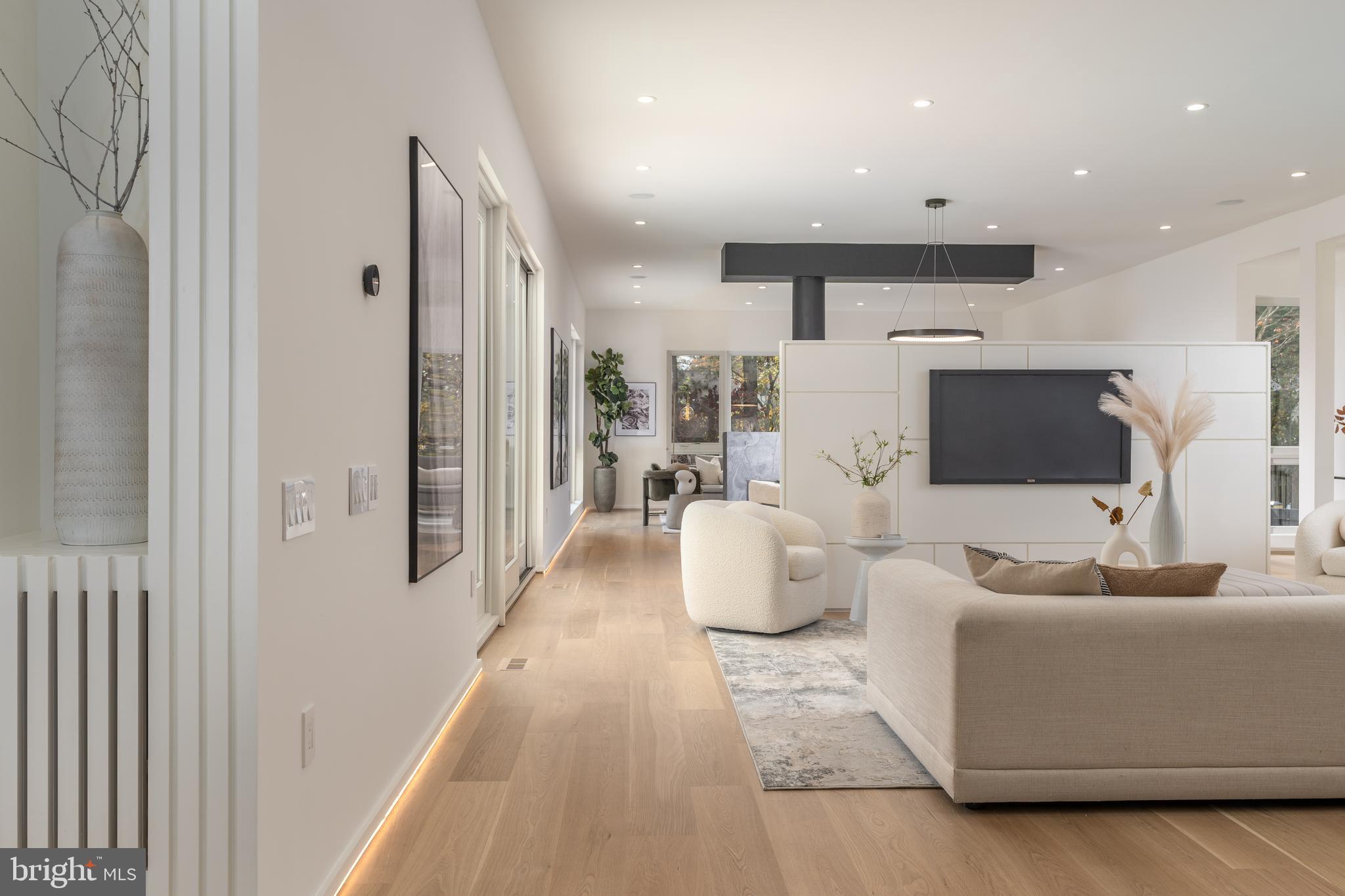 BROYHILL LANGLEY ESTATES - Residential