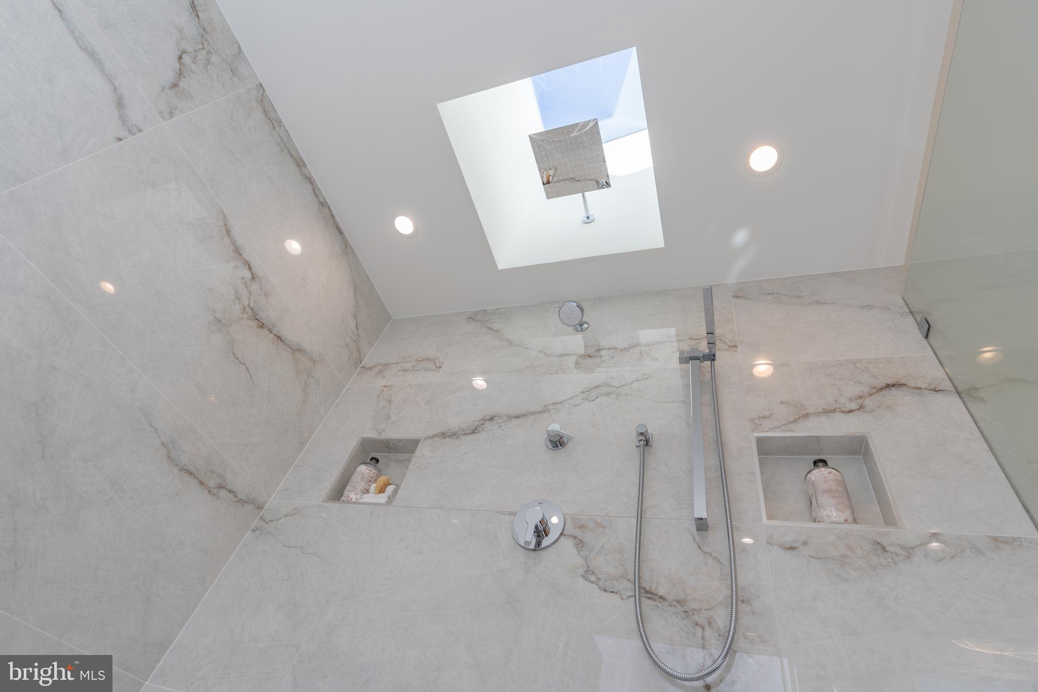 BROYHILL LANGLEY ESTATES - Residential