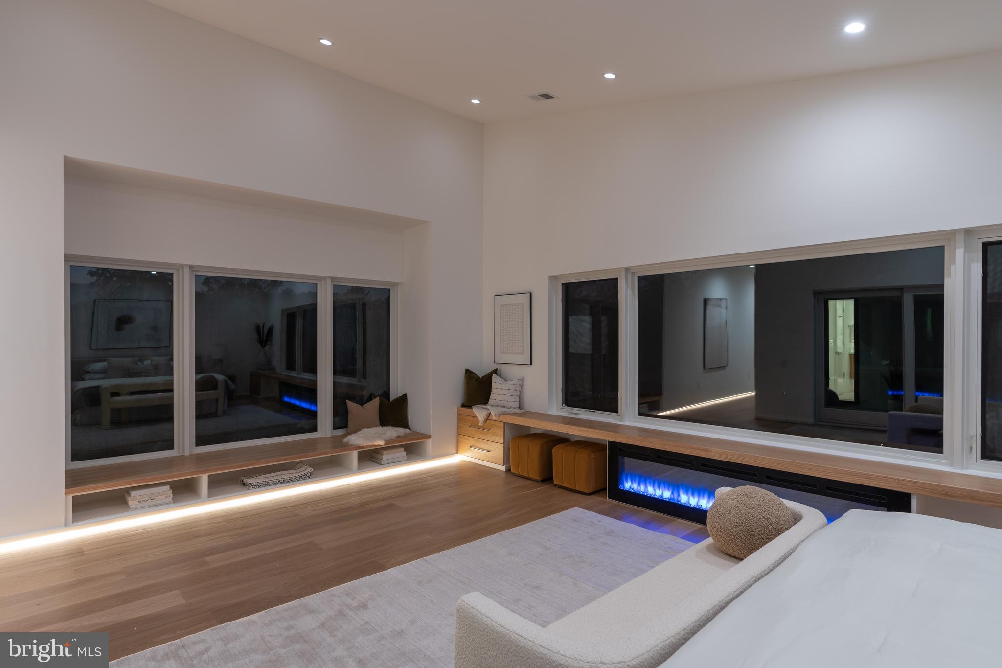 BROYHILL LANGLEY ESTATES - Residential