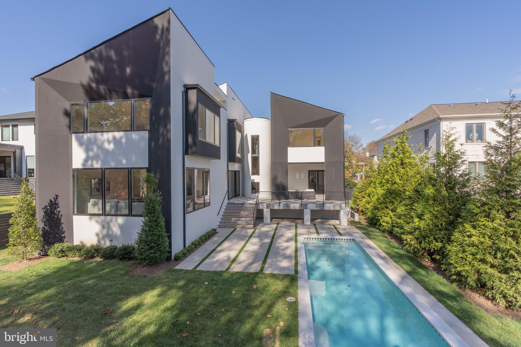 BROYHILL LANGLEY ESTATES - Residential