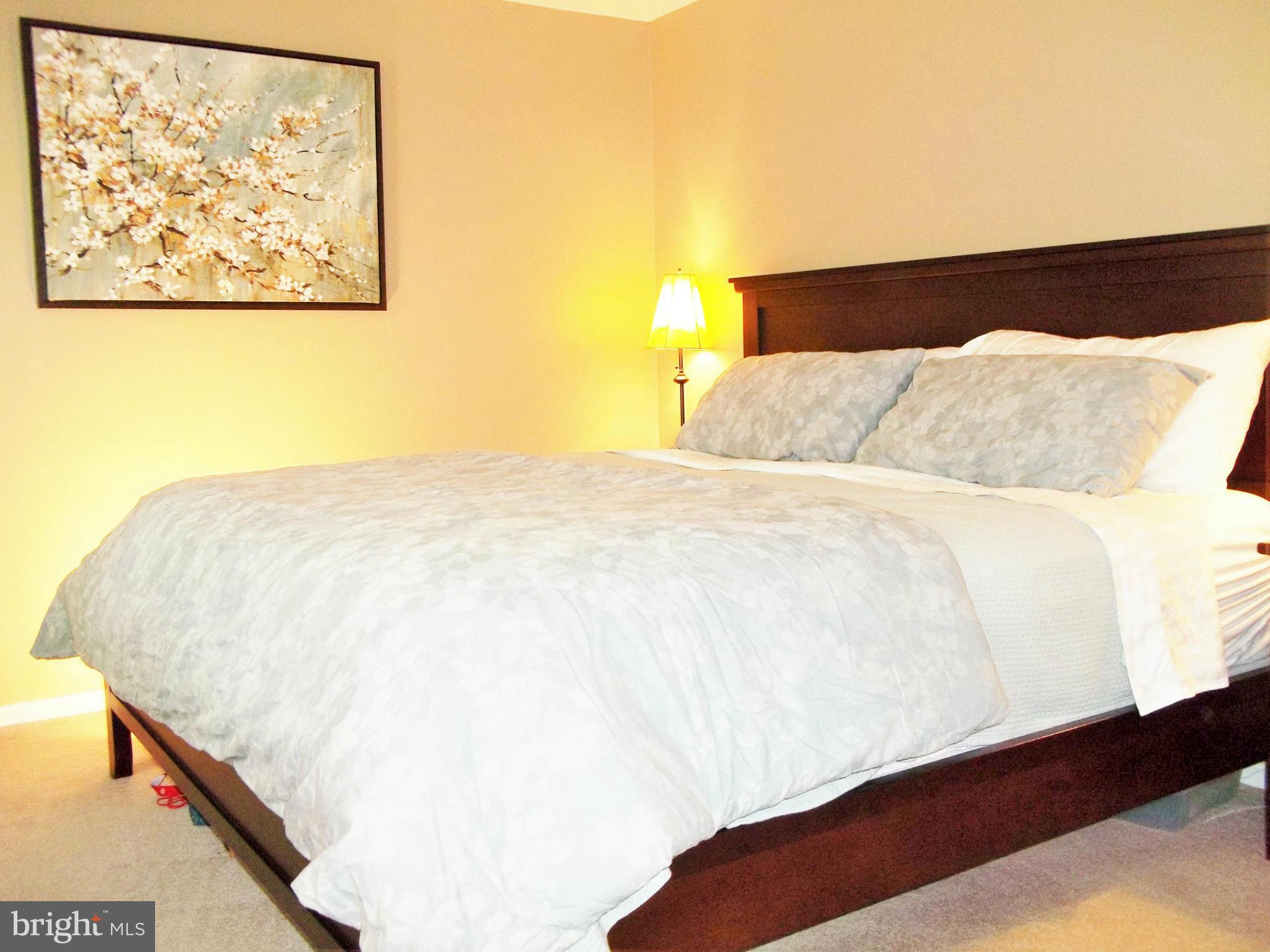 RIVERSIDE - Residential