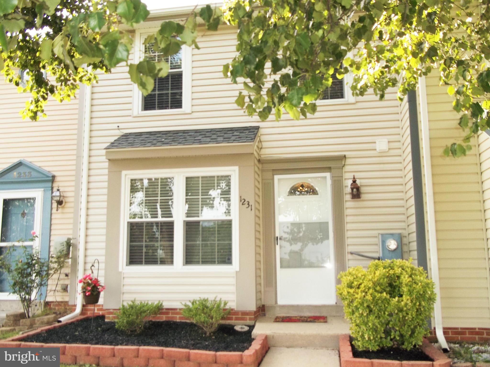 RIVERSIDE - Residential