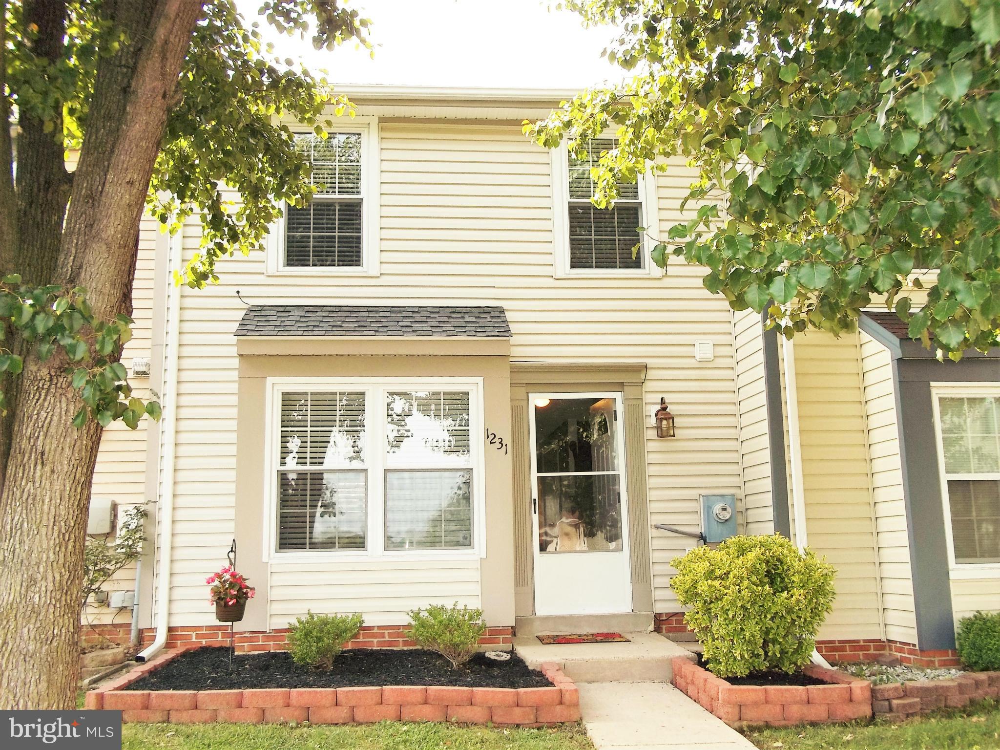 RIVERSIDE - Residential