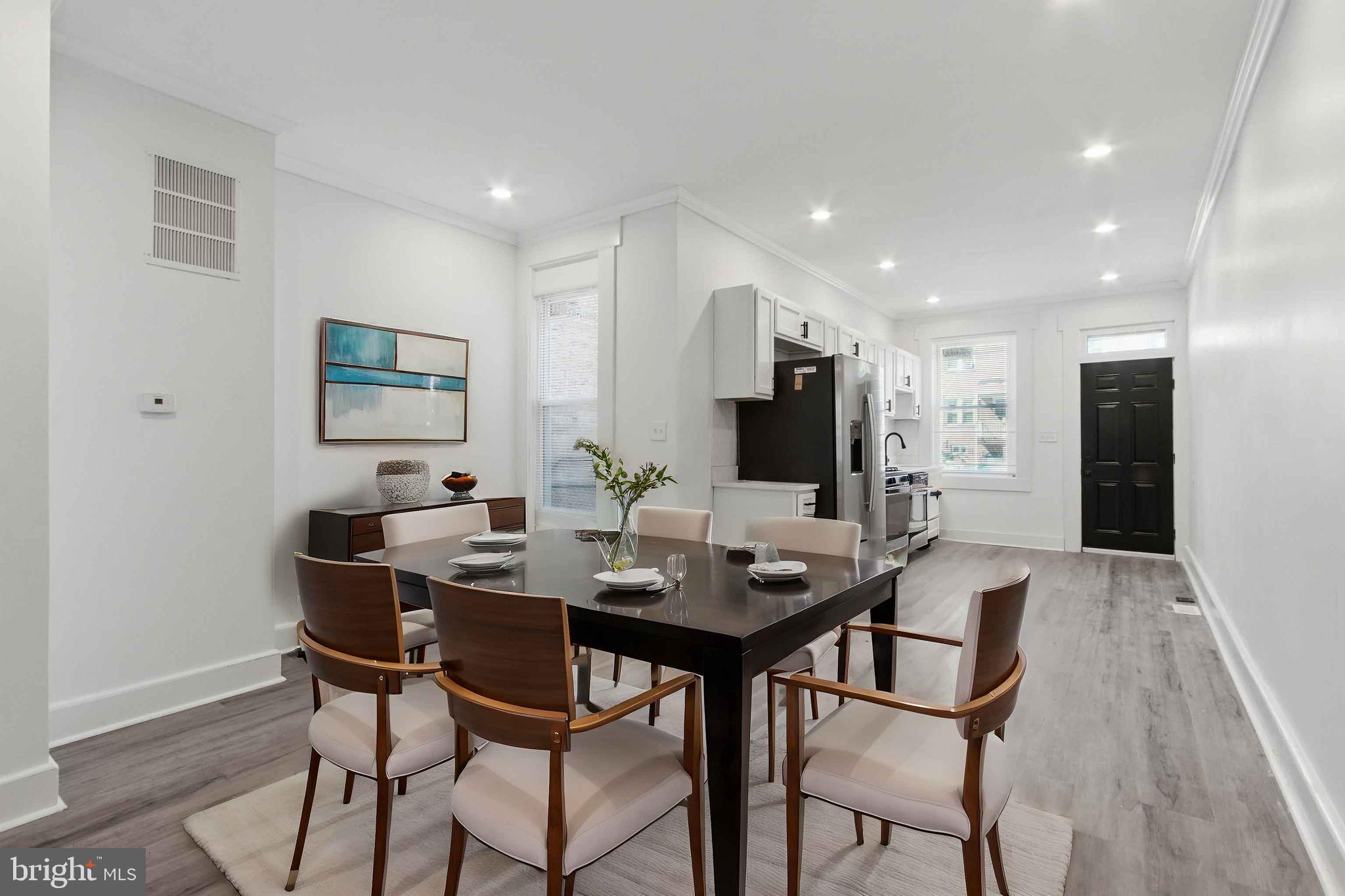 SANDTOWN-WINCHESTER - Residential