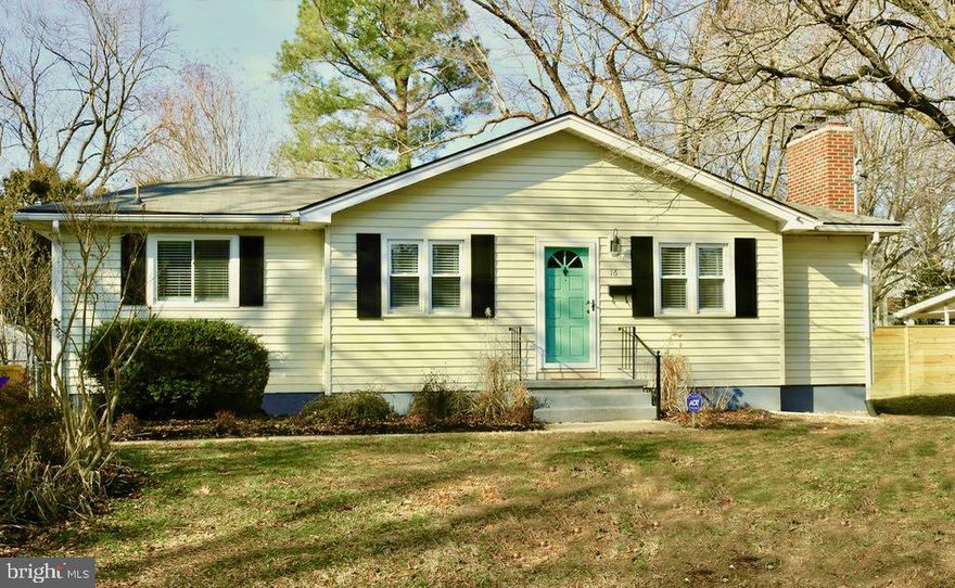 Charming 1700 sqft home in sought after Admiral Heights. Hardwood floors, brand new kitchen, granite countertops, ss appliances, ceiling fans and tons of storage. Spacious lower level with full bath and separate laundry room. Large tiered deck off screened-in porch and fenced-in yard. Quiet, water access community with quick access to Rt 50 and I97, 1.5miles to USNA and DTA, walk to Navy stadium.