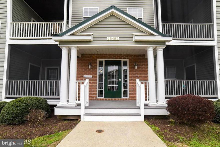 2 BR 2 BA Spacious, Very well maintained unit. Master suite includes double sinks, soaking tub, separate shower and huge walk-in closet. Unit also features a balcony with secure storage and laundry facilities in unit. Underground parking garage with elevator up to unit. Enjoy the luxury of full use of amenities to include pool,tennis,weight room & more!