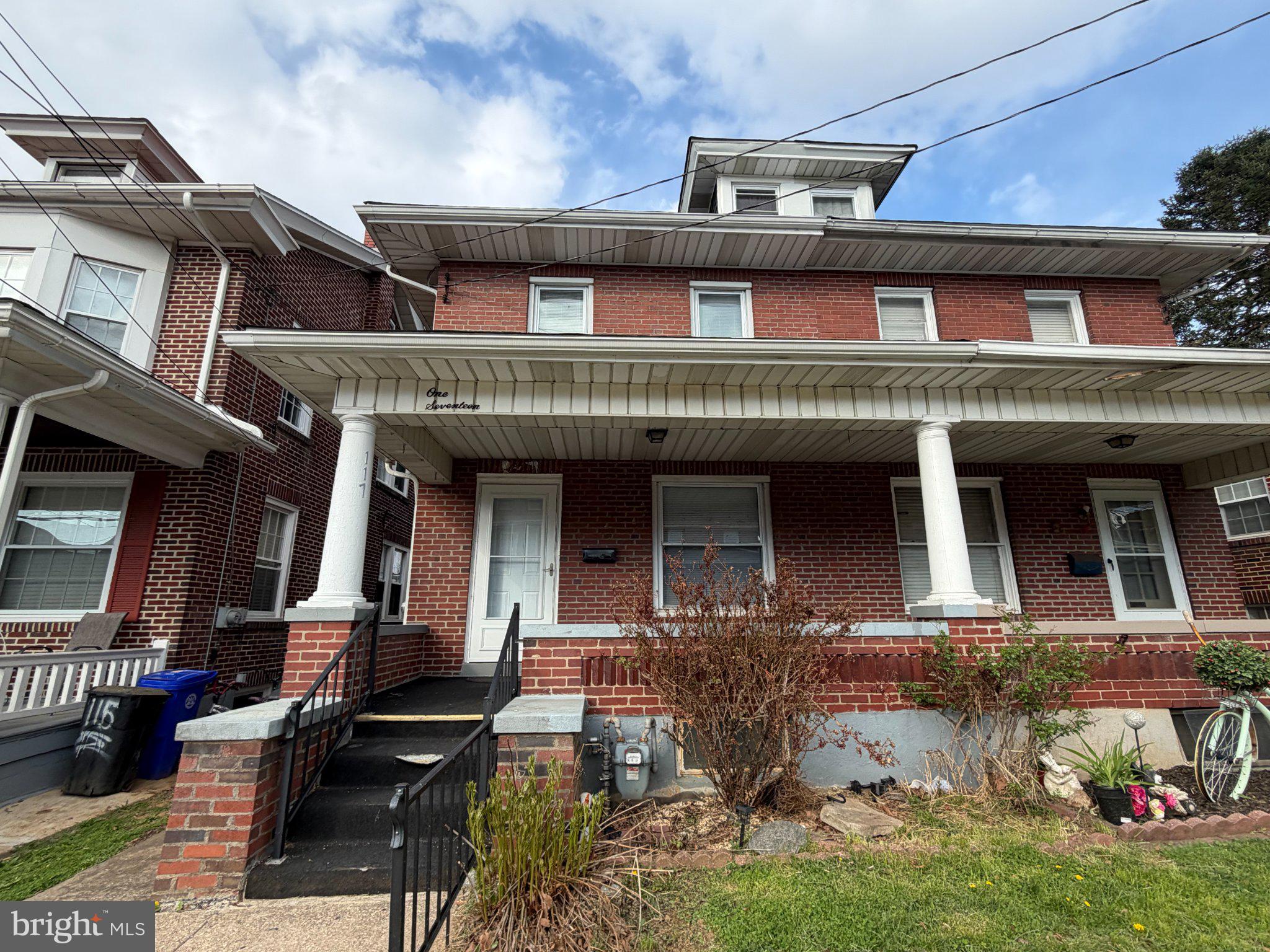 117 ARLINGTON STREET