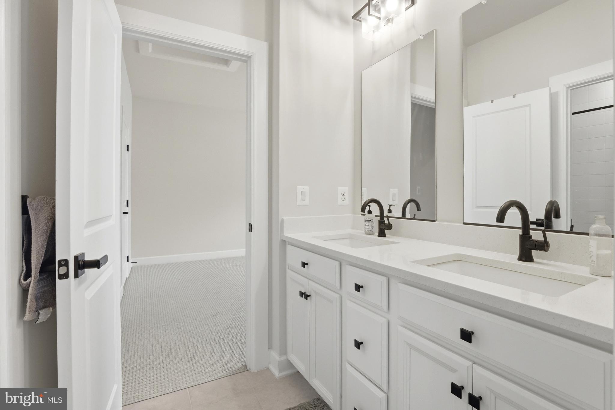 WESTMOUNT - Residential