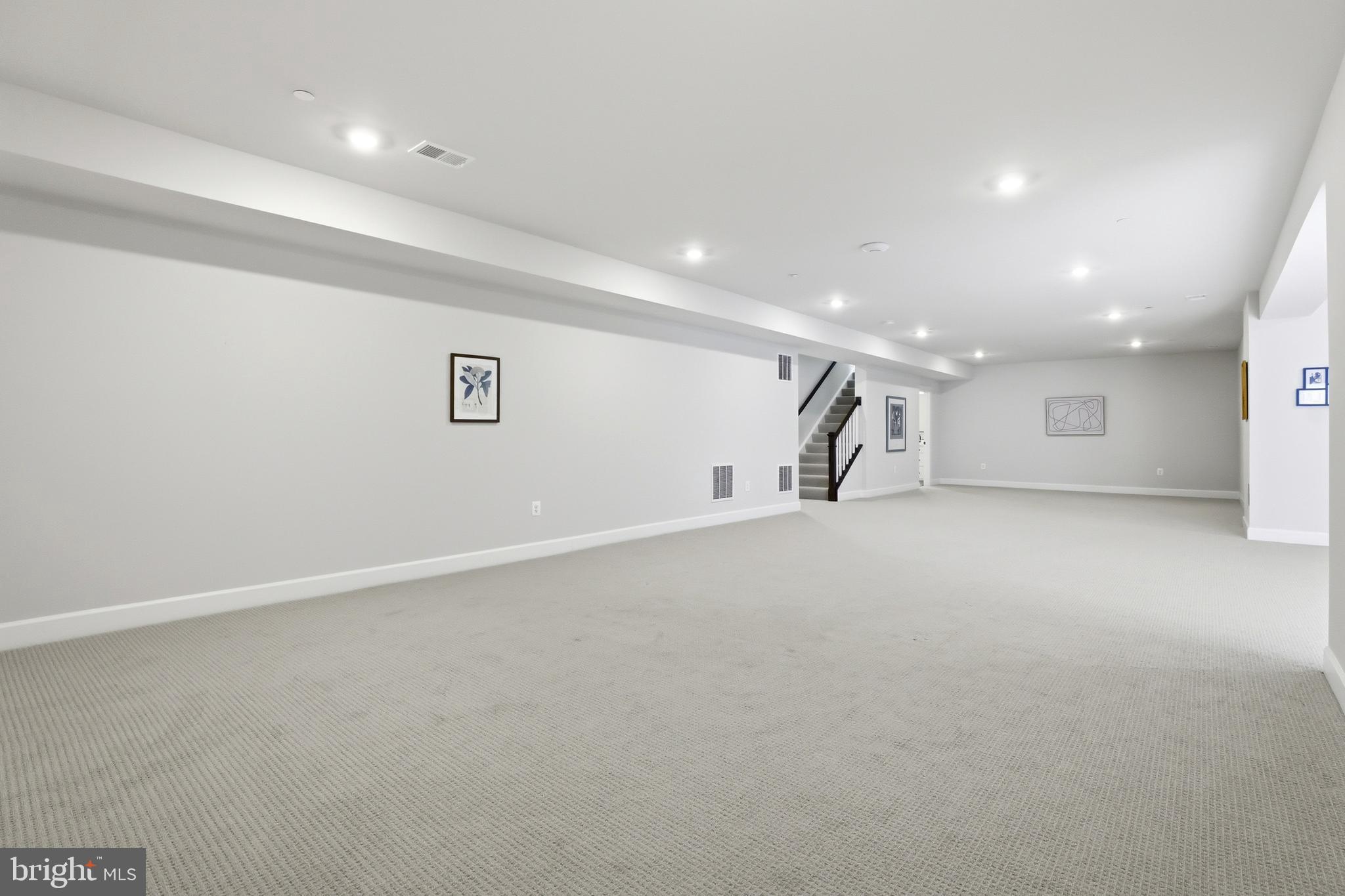 WESTMOUNT - Residential