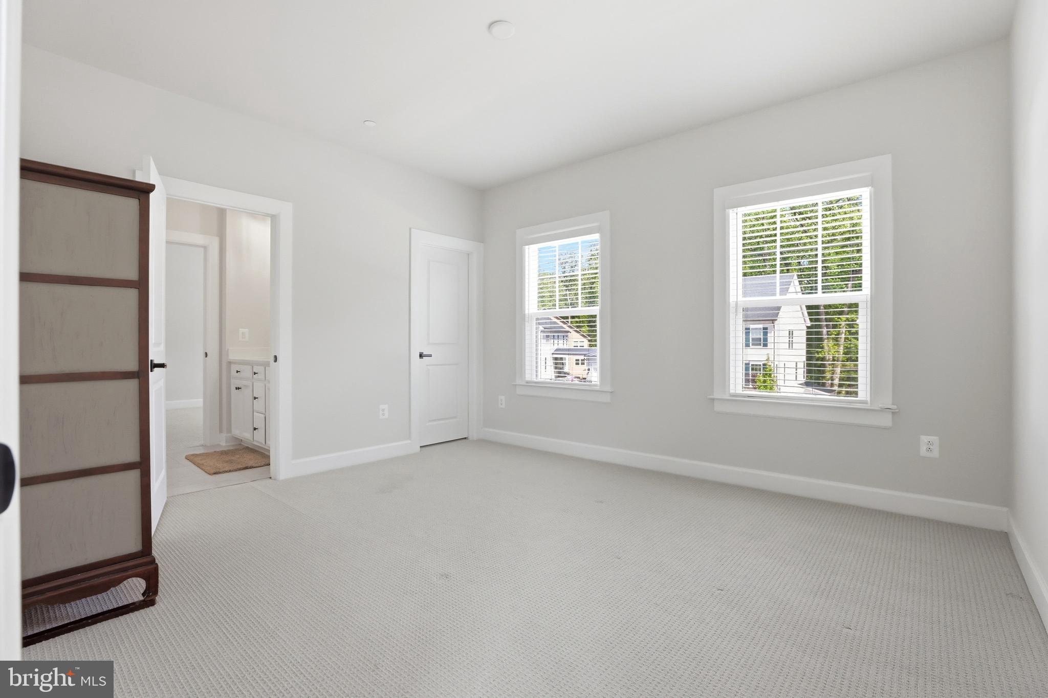 WESTMOUNT - Residential