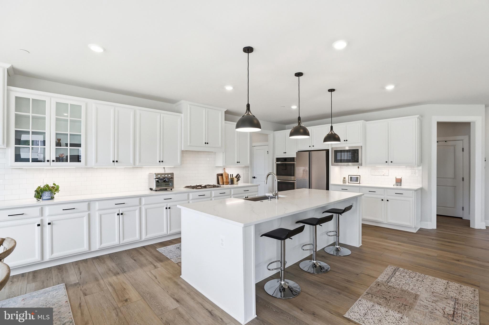 WESTMOUNT - Residential