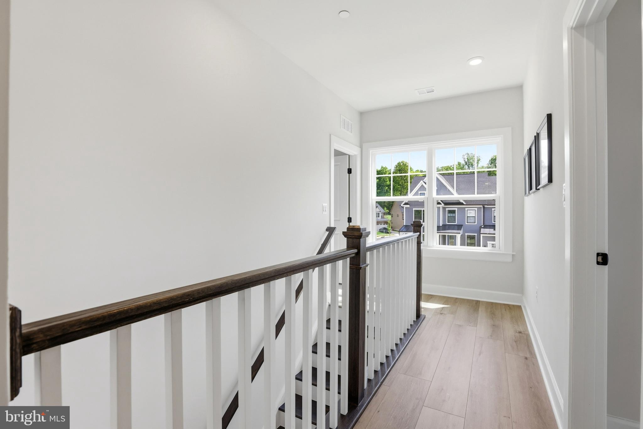 WESTMOUNT - Residential