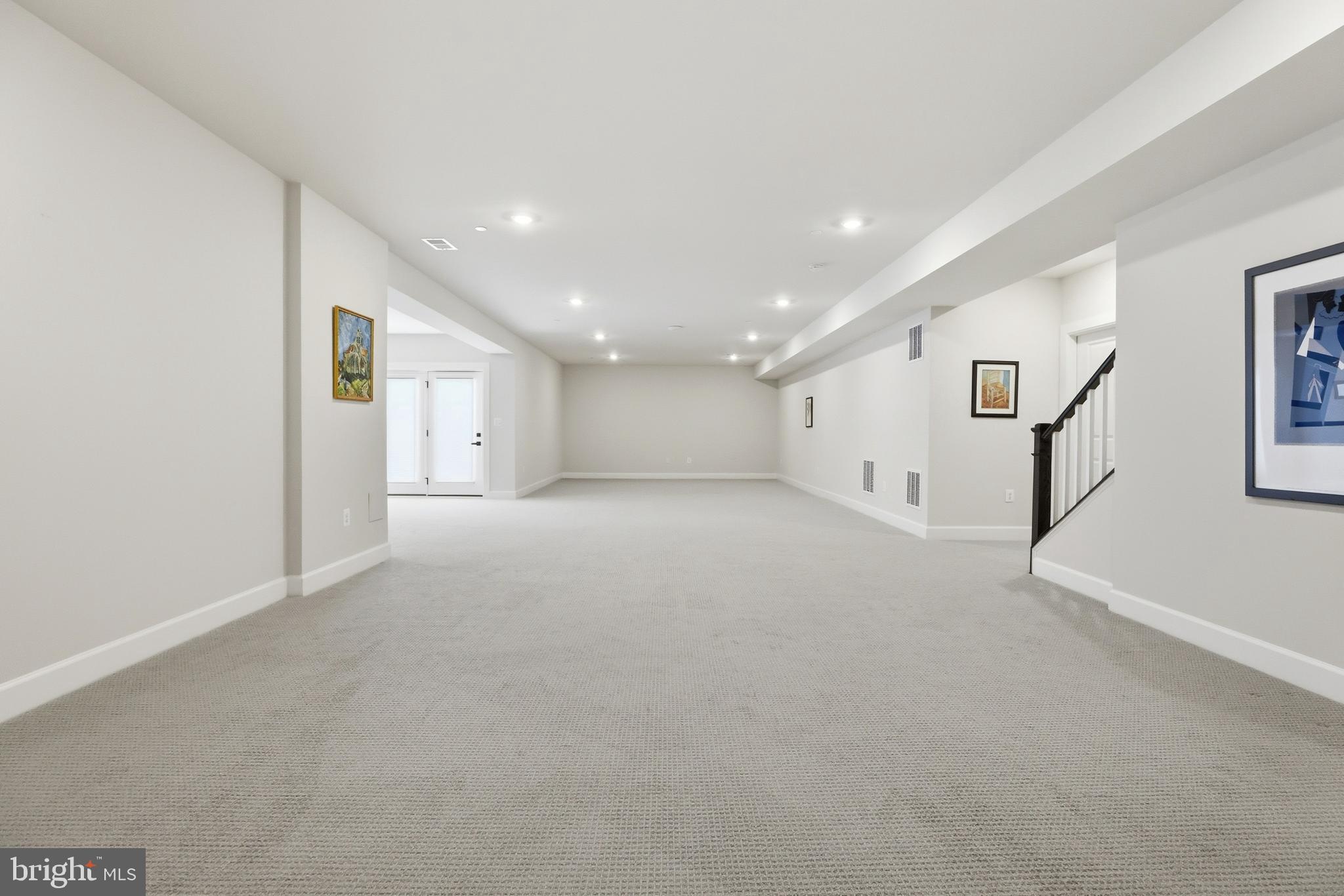 WESTMOUNT - Residential