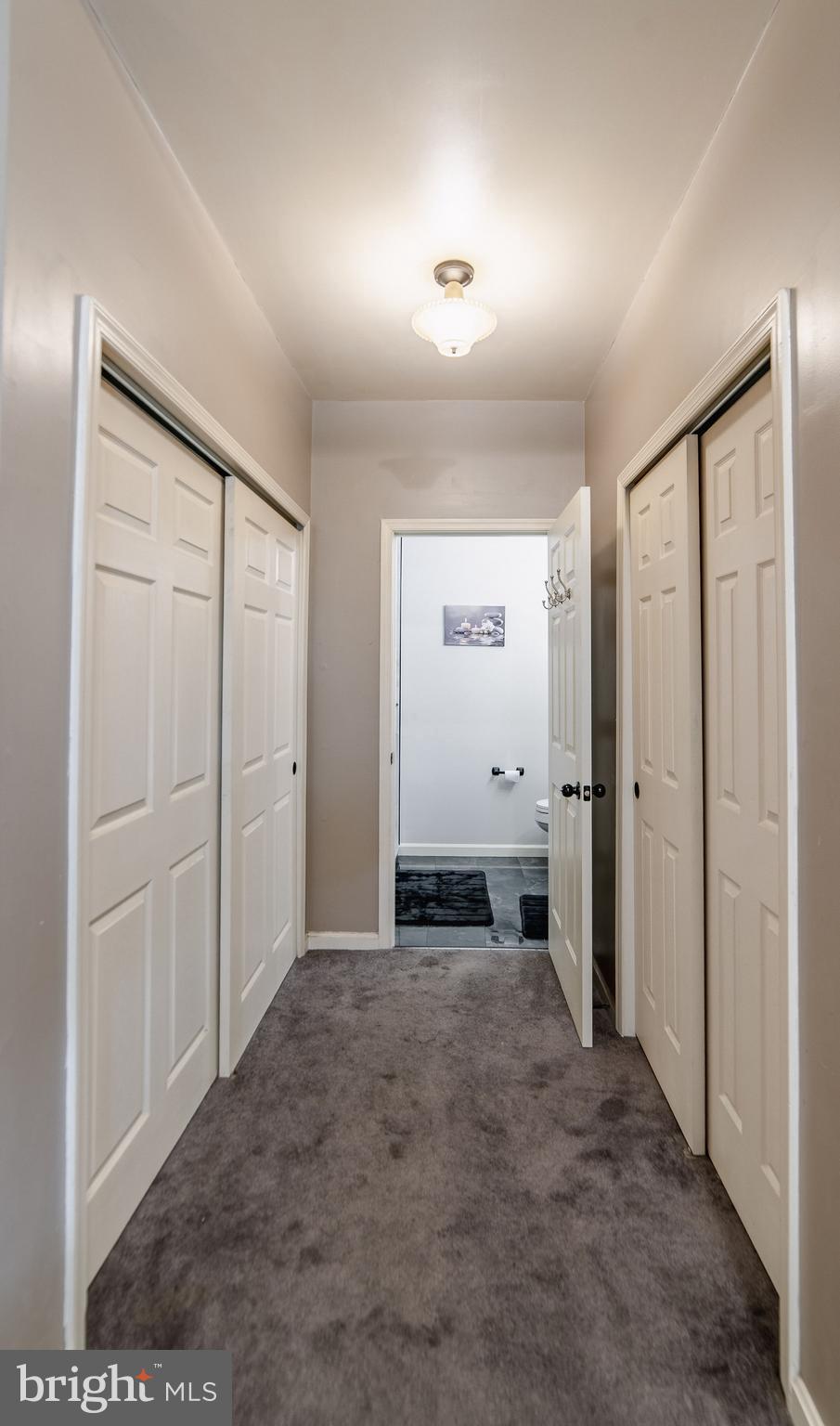 HOLLINGTON AT THE POINTE - Residential