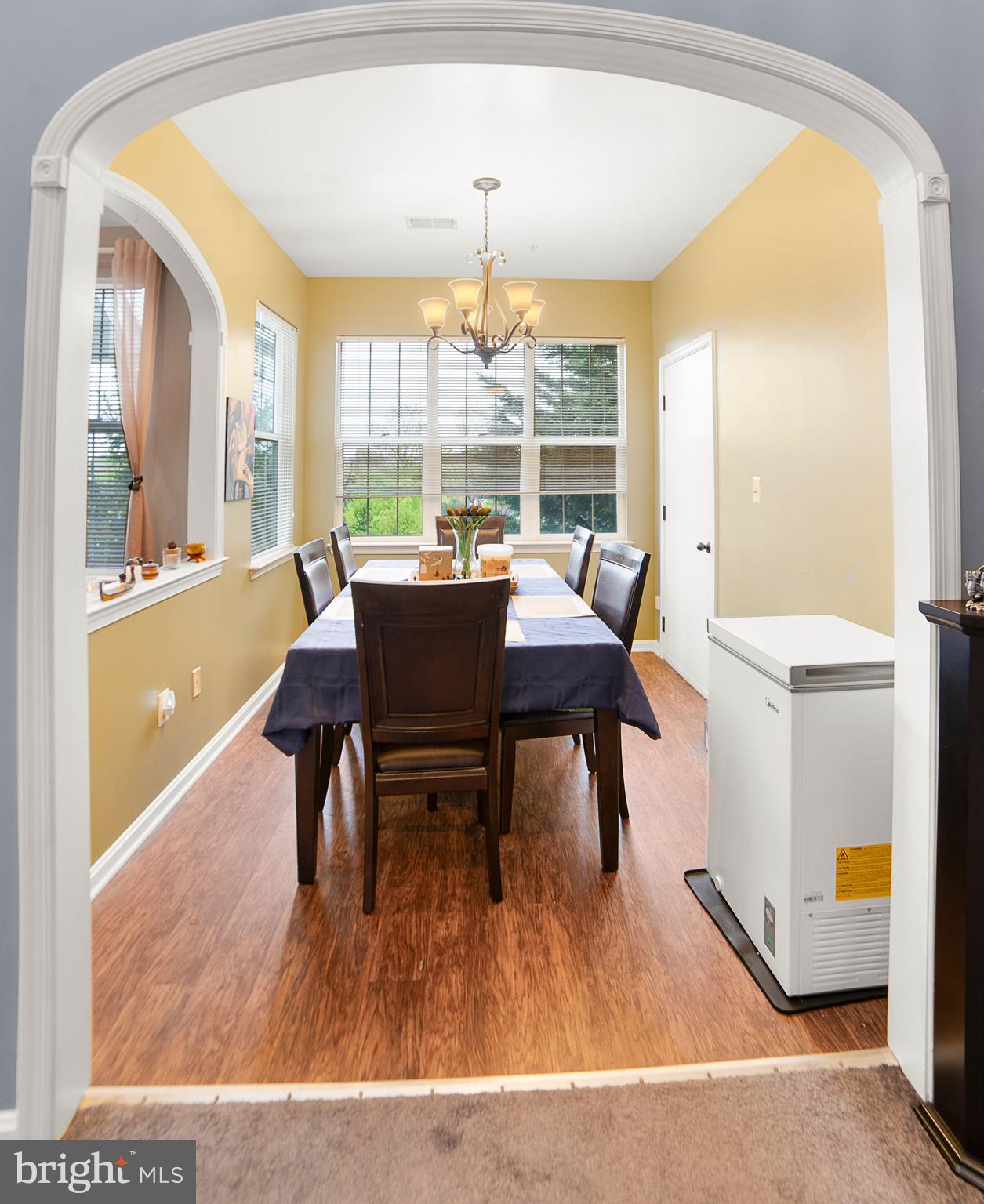 HOLLINGTON AT THE POINTE - Residential