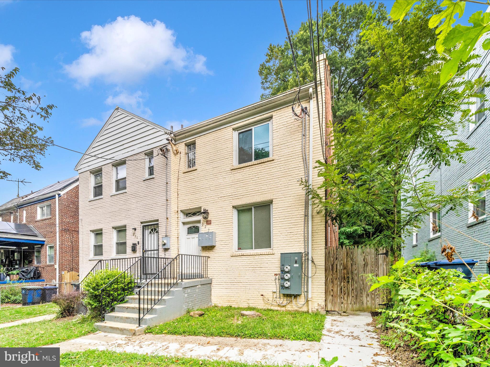 222 MALCOLM X AVENUE SE