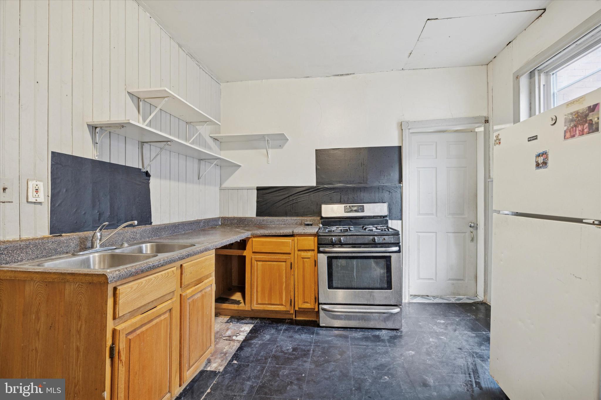 GERMANTOWN - Residential