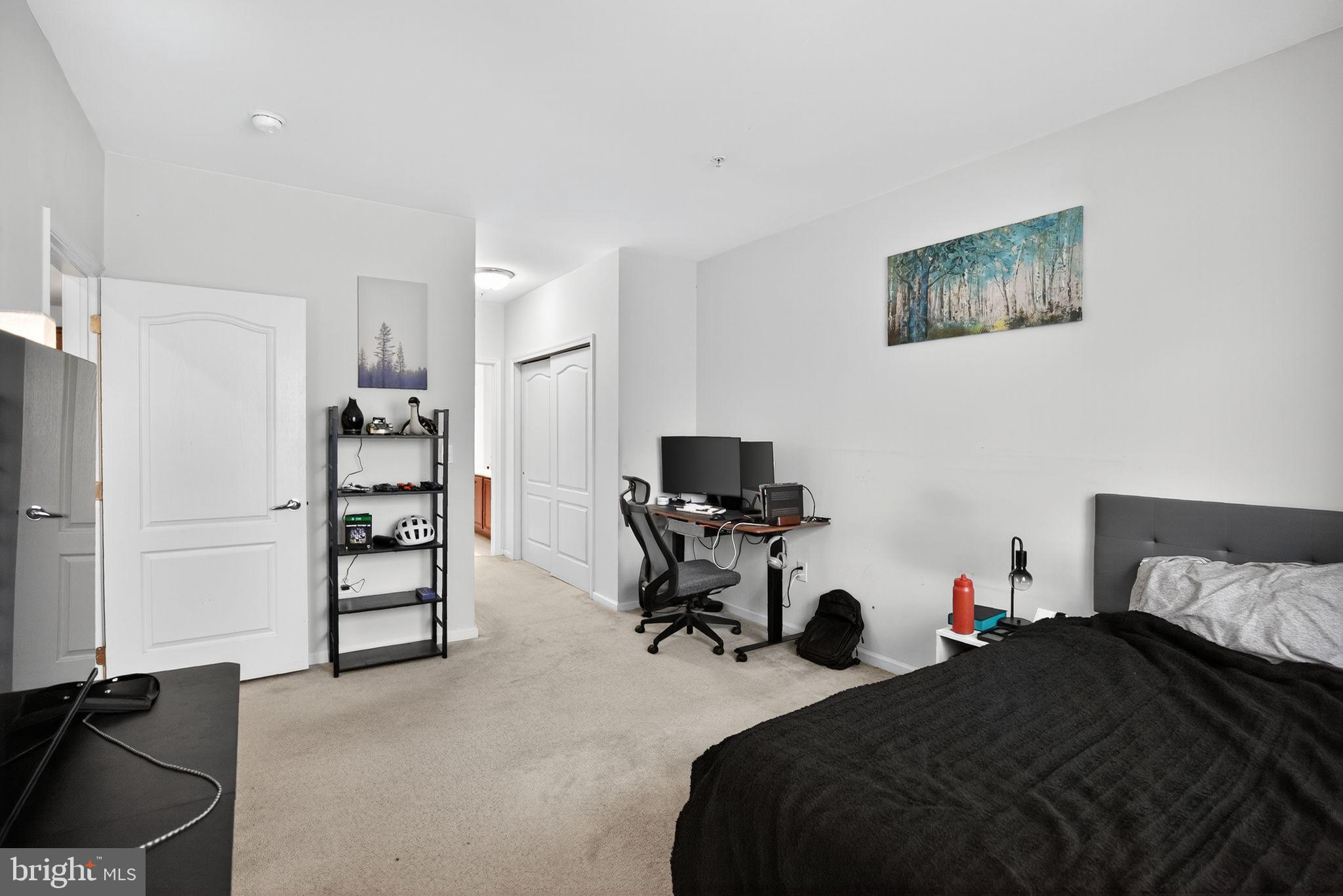 THE GRANDE AT RIVERVIEW - Residential