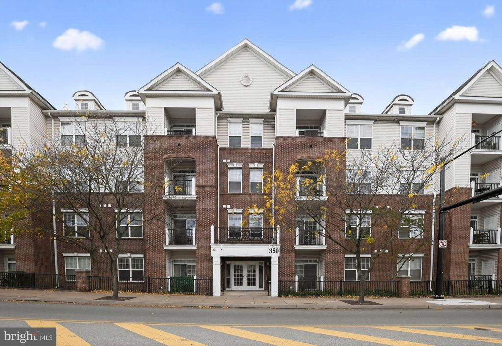 Photo of 350 W Elm Street #3207, CONSHOHOCKEN, PA 19428 (MLS # PAMC2161420)