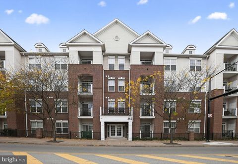 Condo For Sale - 350 W Elm Street #3207<br/> CONSHOHOCKEN, PA 19428