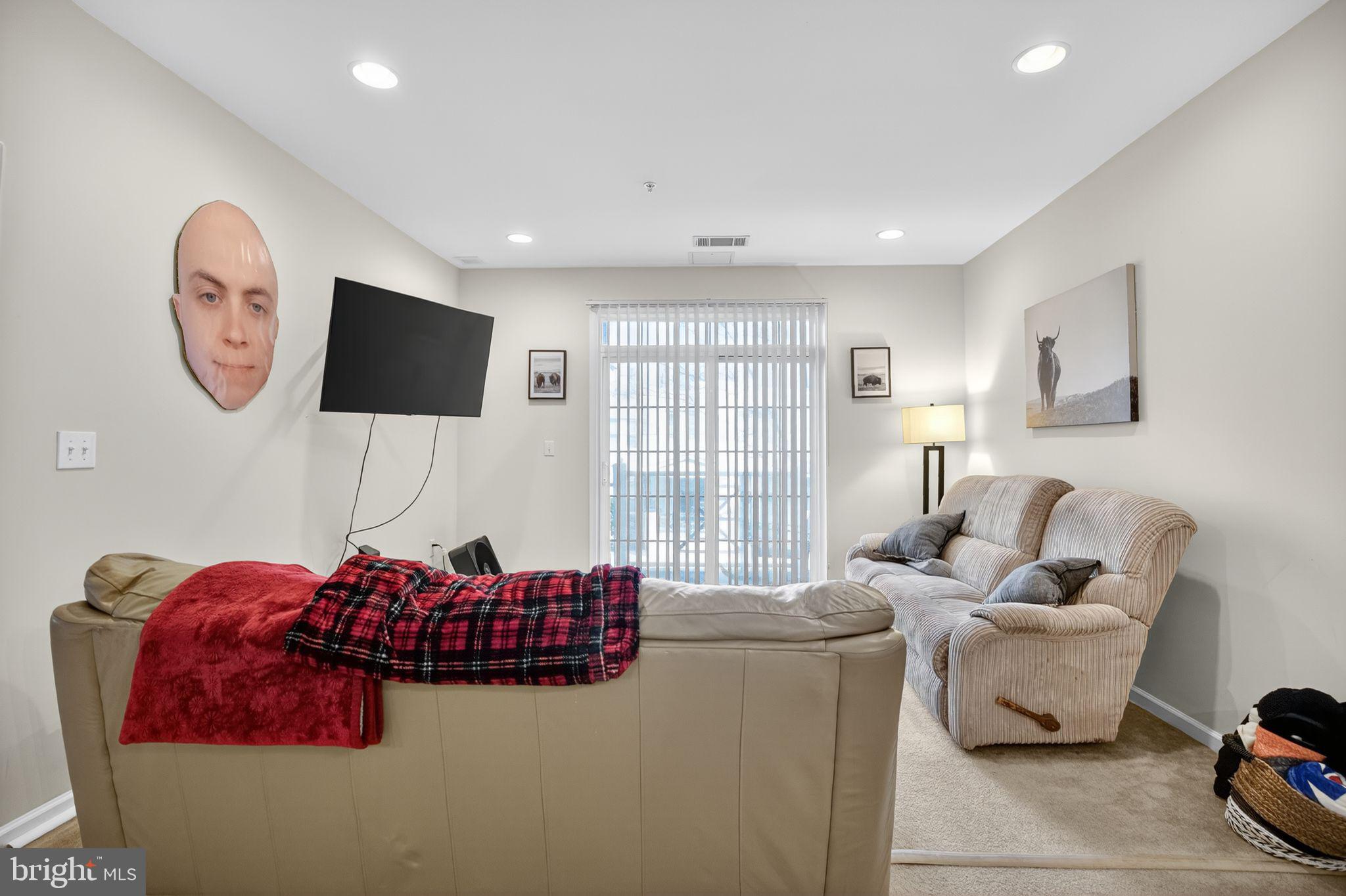 THE GRANDE AT RIVERVIEW - Residential