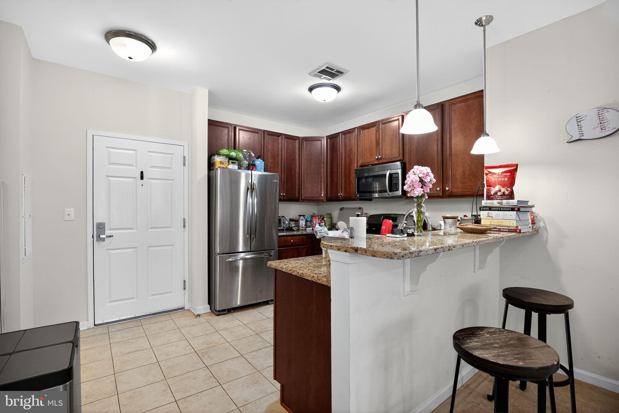 THE GRANDE AT RIVERVIEW - Residential