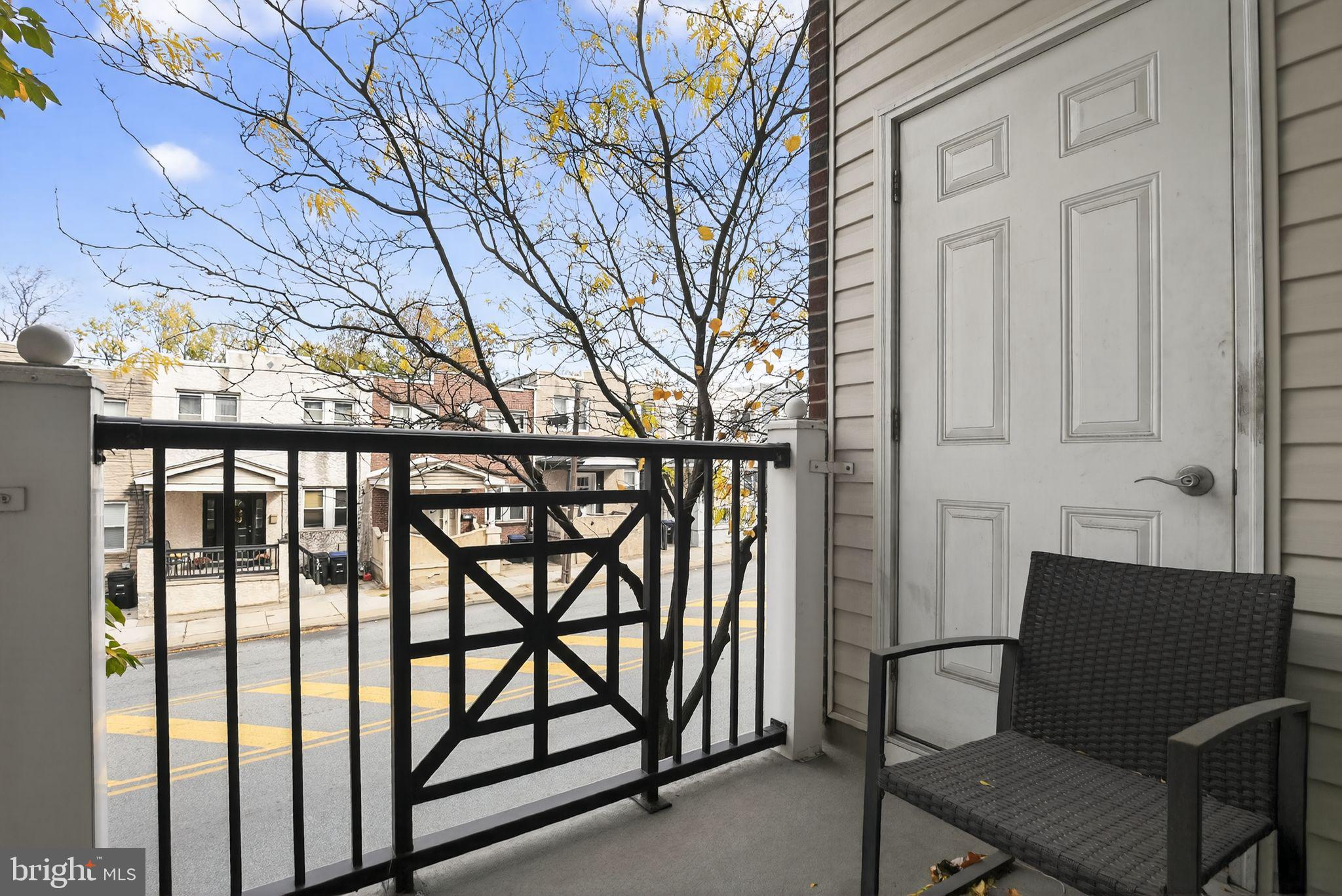 350 W ELM STREET 3207