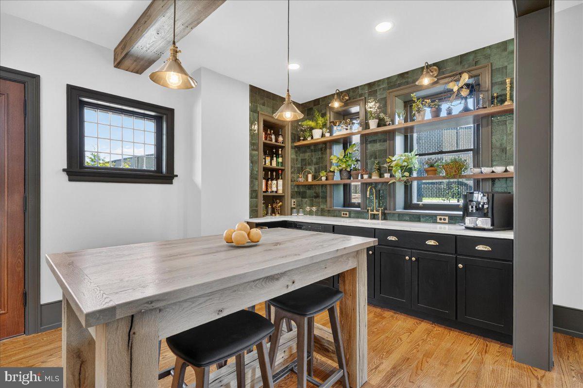 701 S BETHLEHEM PIKE