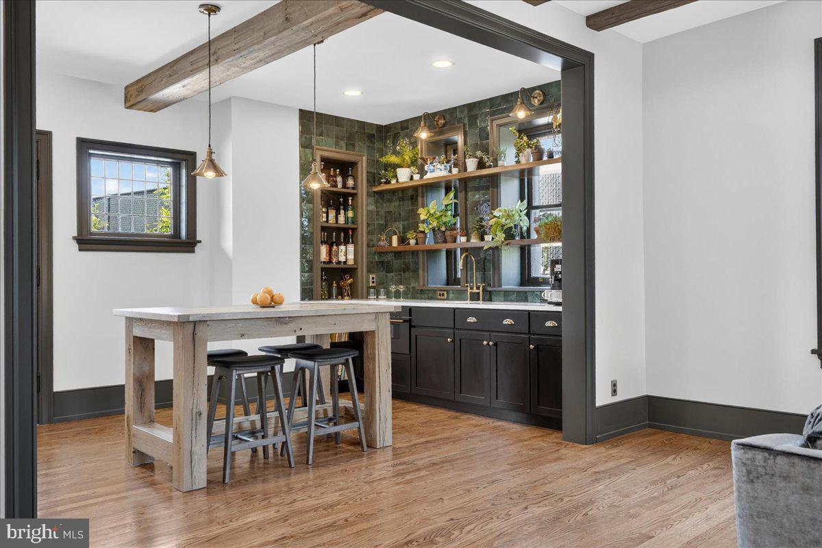 701 S BETHLEHEM PIKE