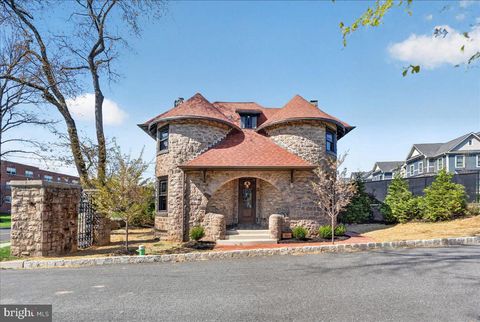 701 S BETHLEHEM PIKE AMBLER PA 19002