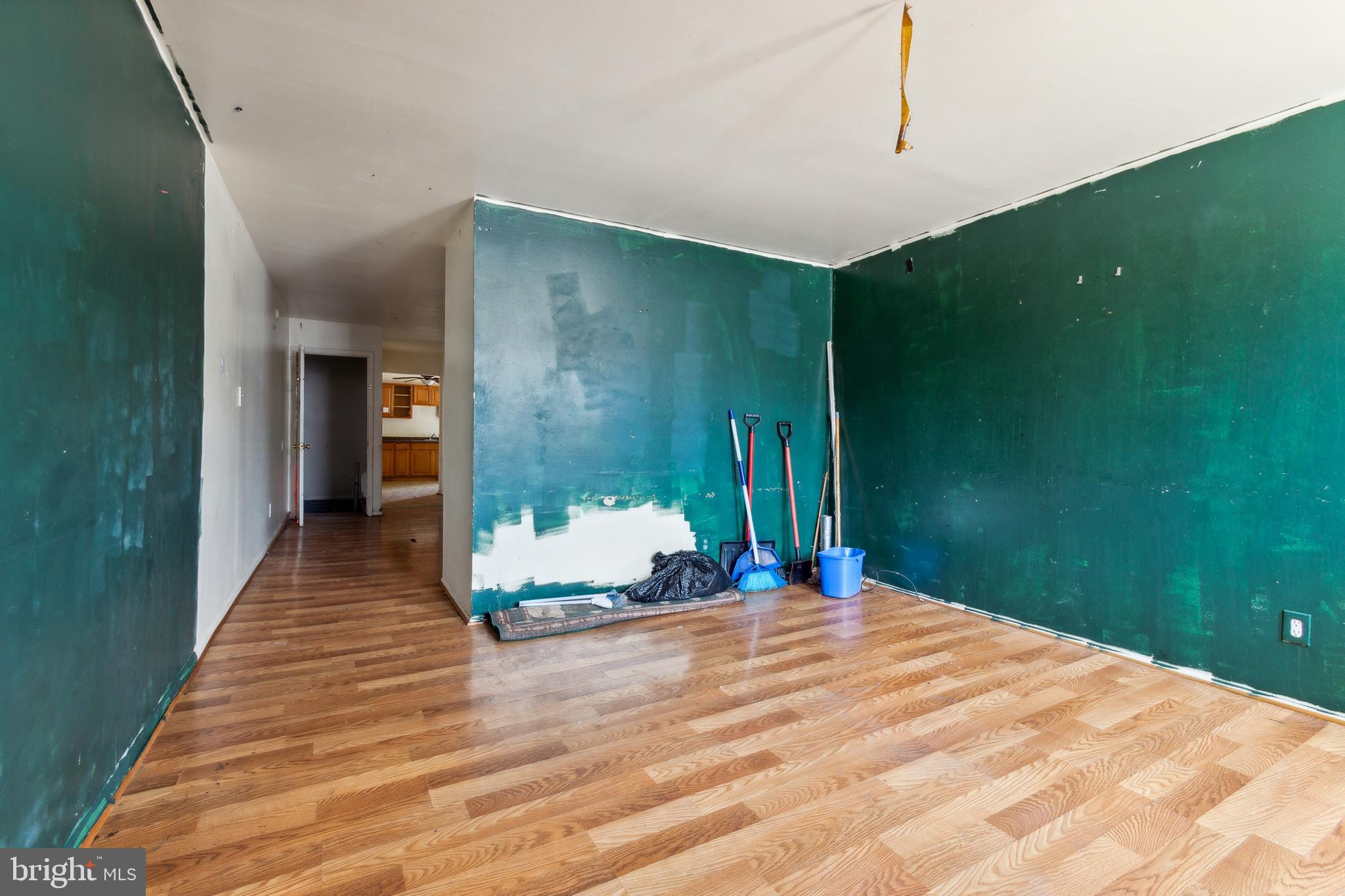 WINCHESTER - Residential