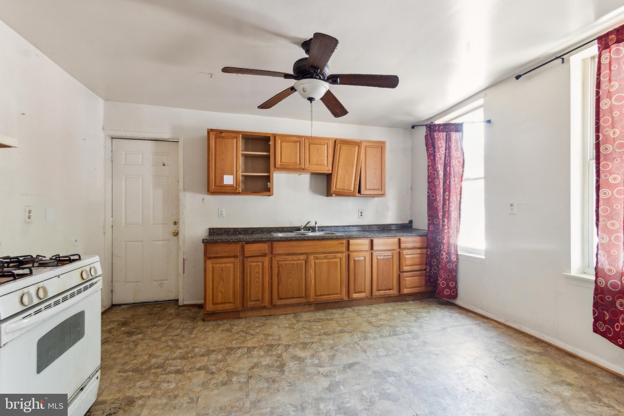 WINCHESTER - Residential