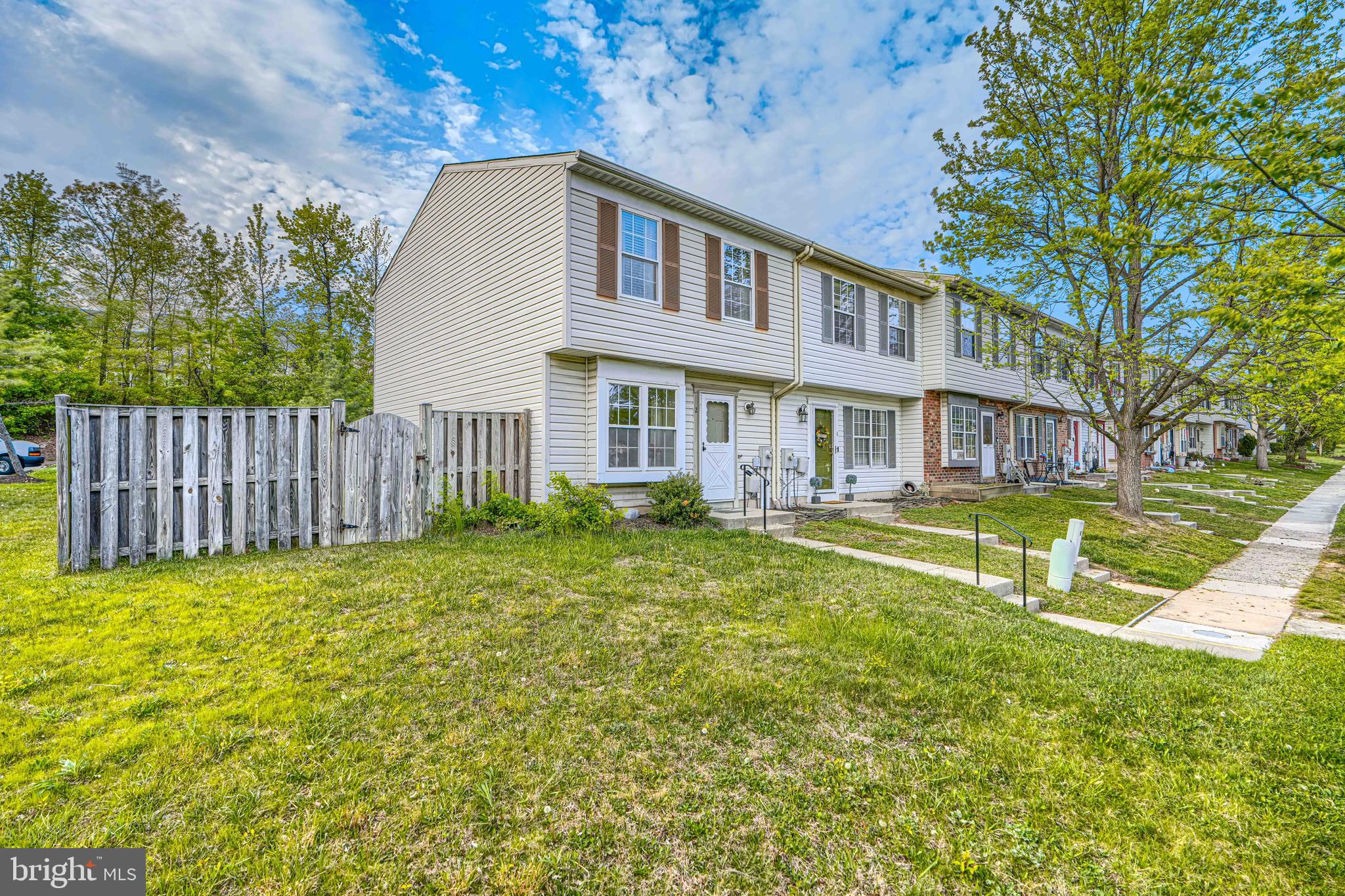 VILLAGE OF PAWNEE - Residential