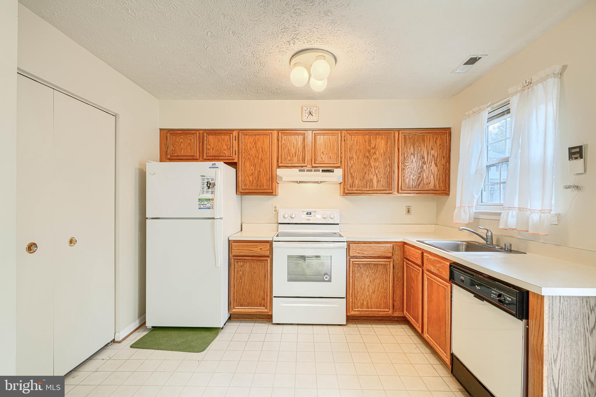 VILLAGE OF PAWNEE - Residential