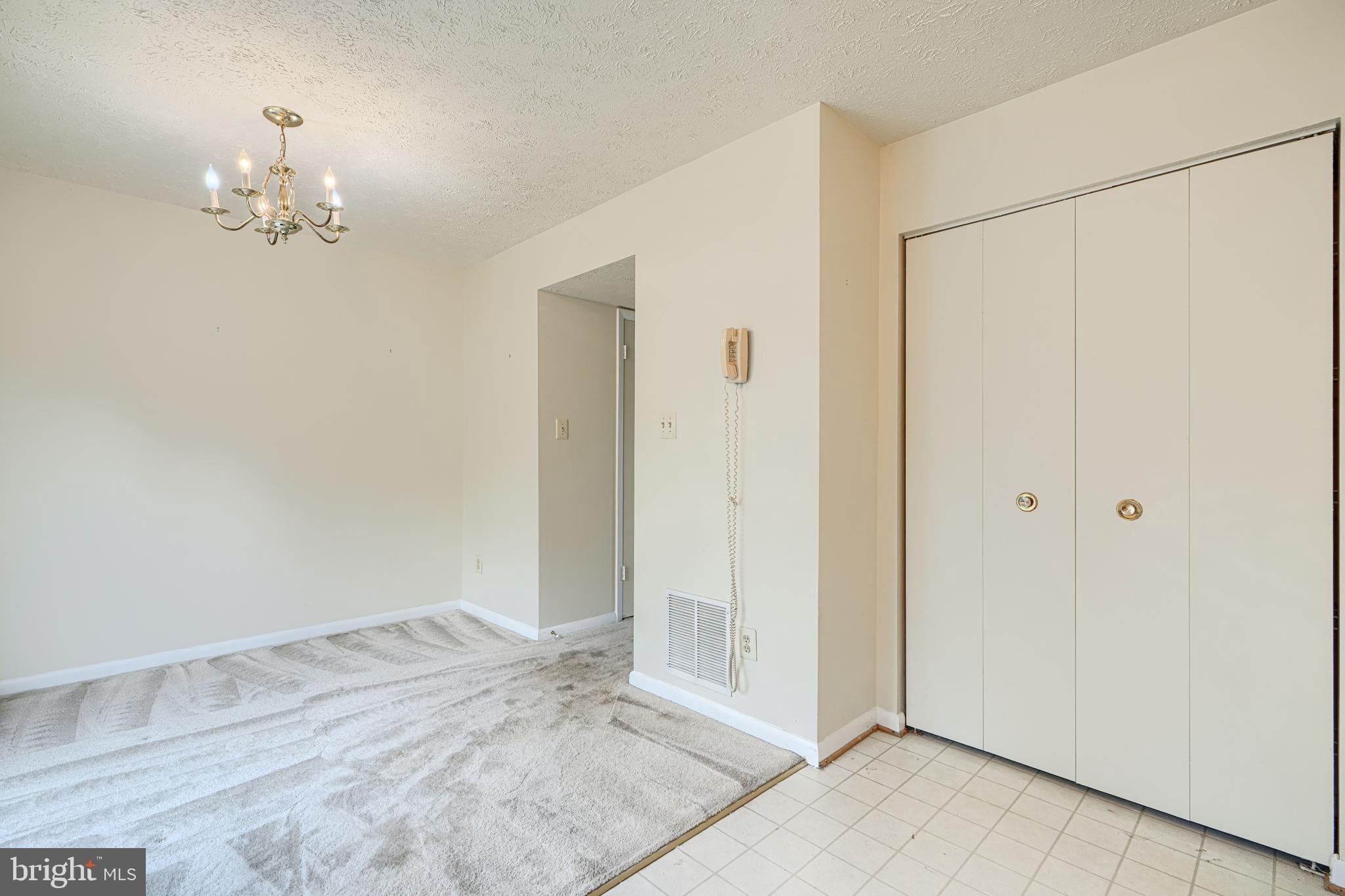 VILLAGE OF PAWNEE - Residential