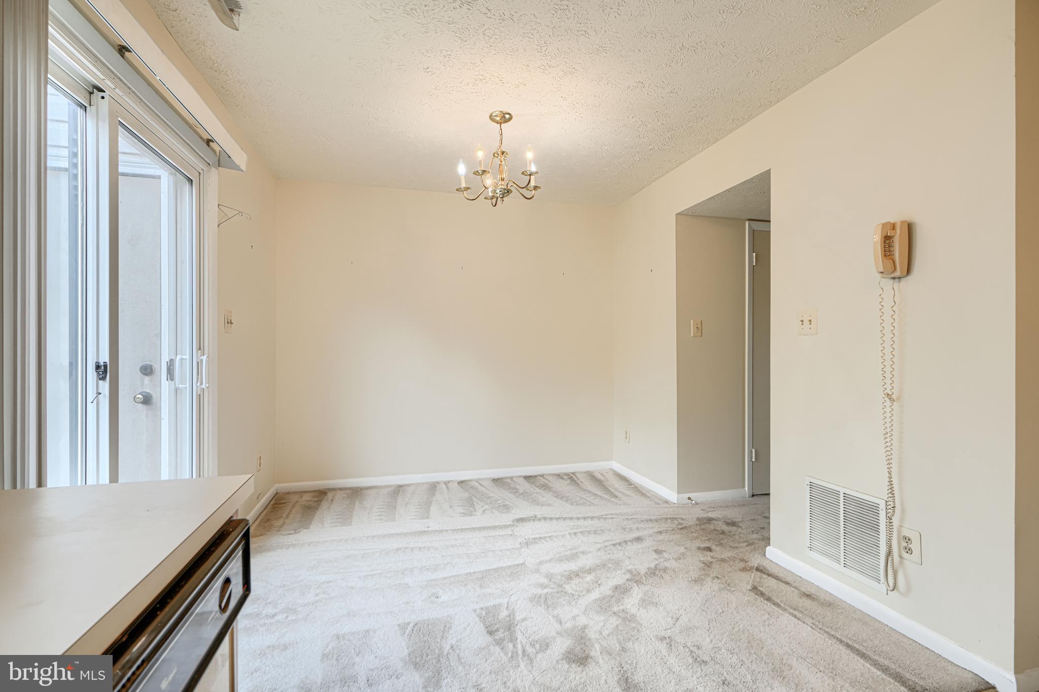 VILLAGE OF PAWNEE - Residential