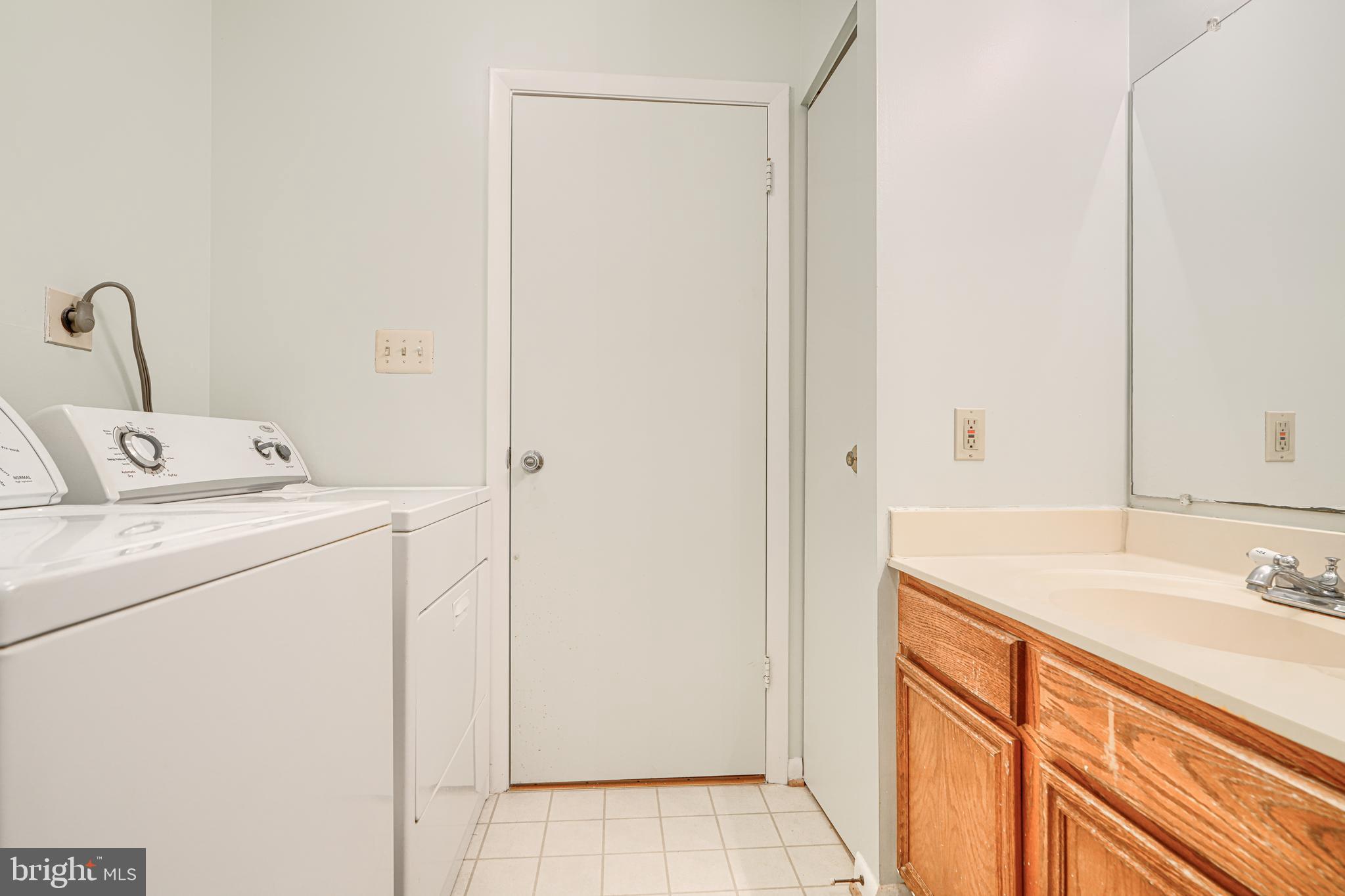 VILLAGE OF PAWNEE - Residential