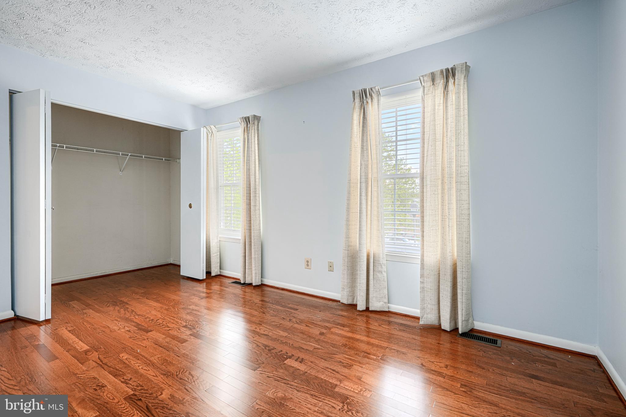 VILLAGE OF PAWNEE - Residential